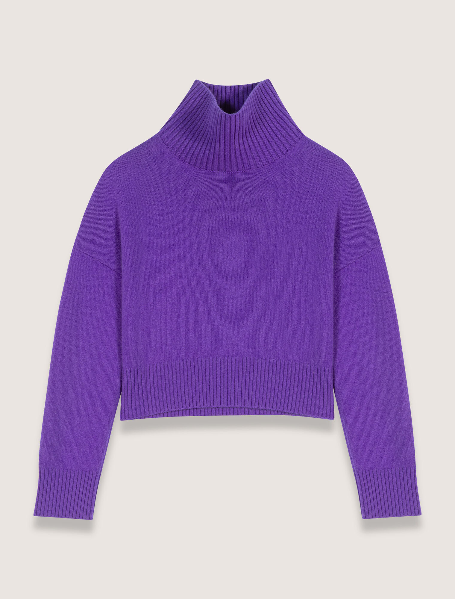 Jersey de cachemira con cuello alto