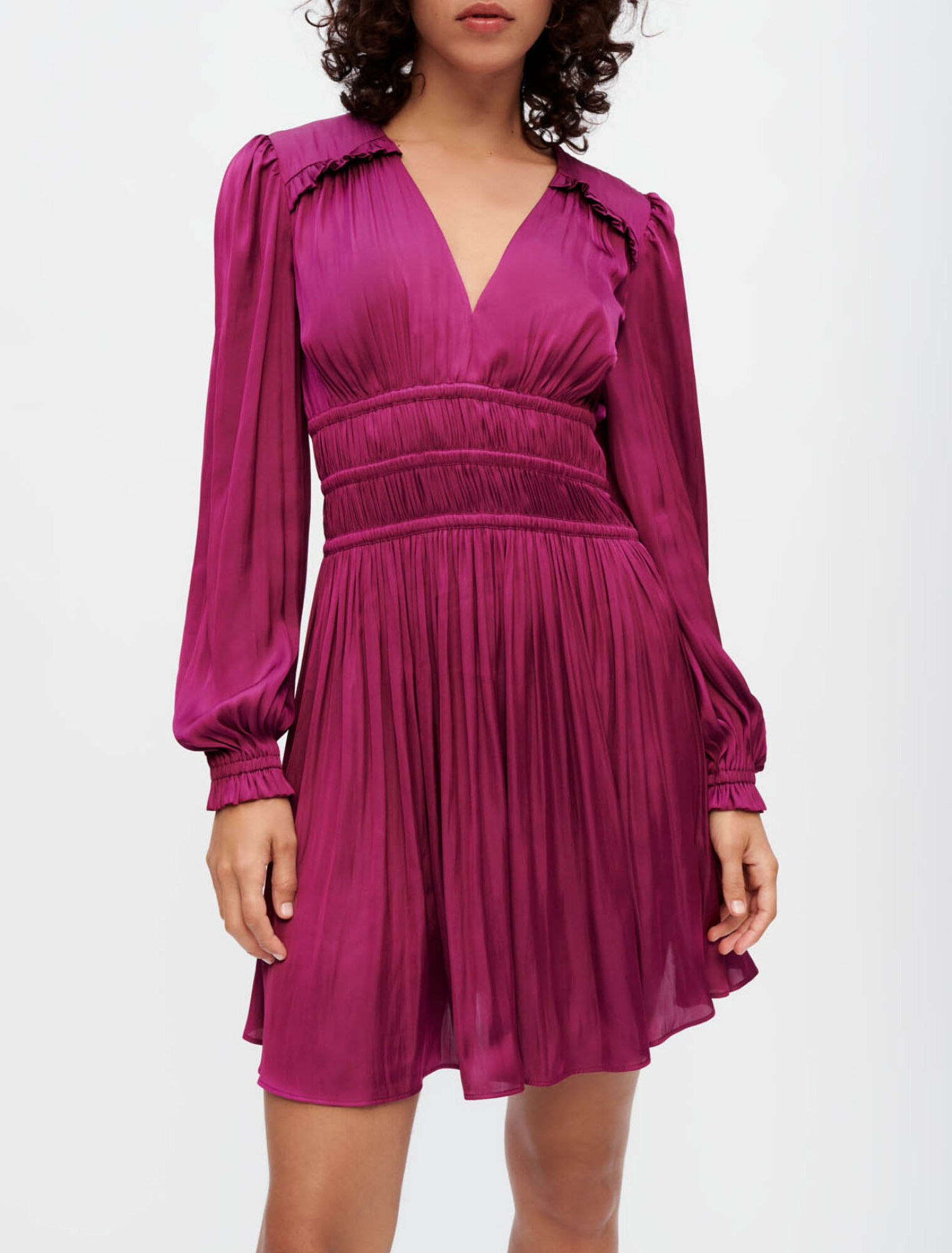 Vestido de raso fluido