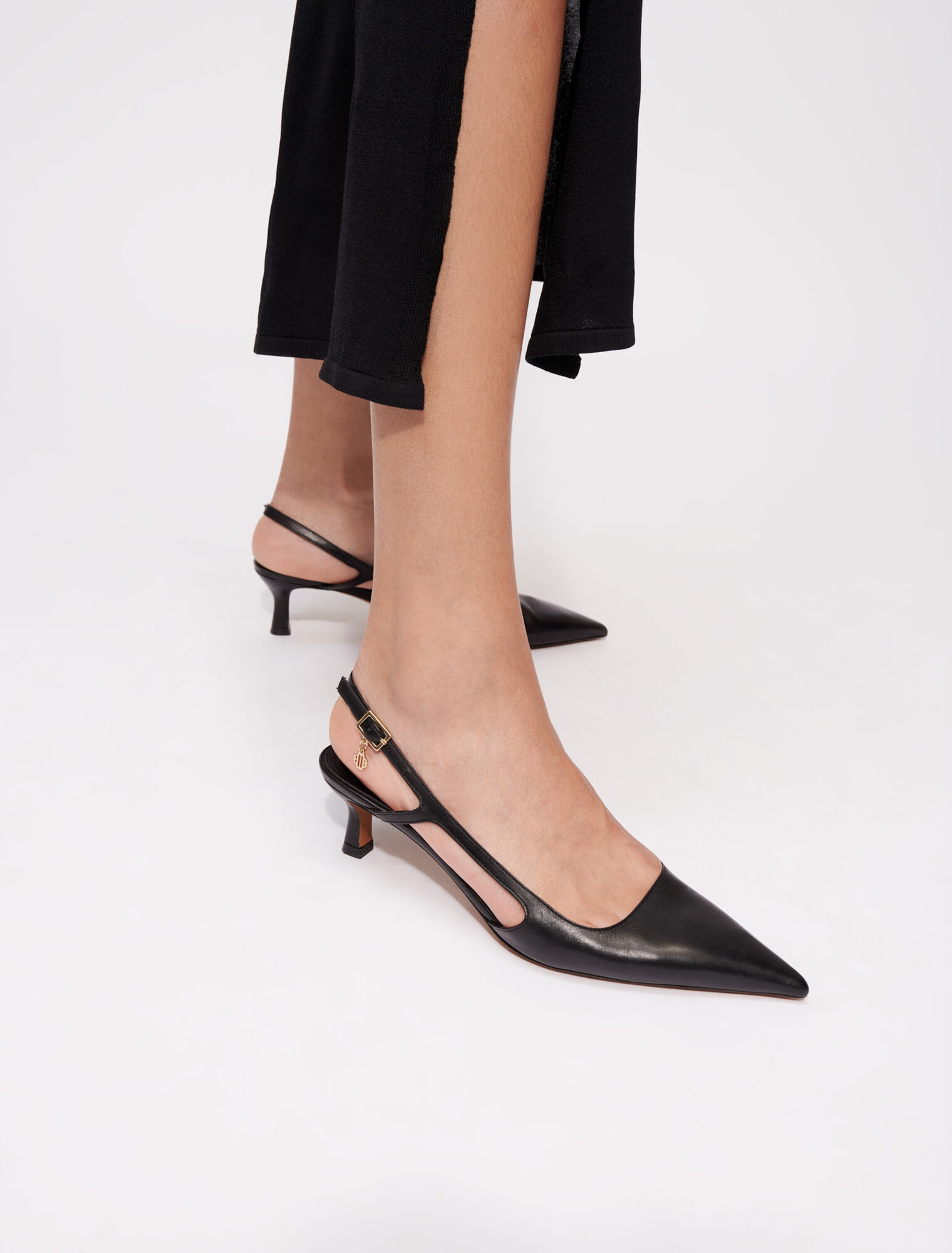 Zapatos tacón punta correas ajustables