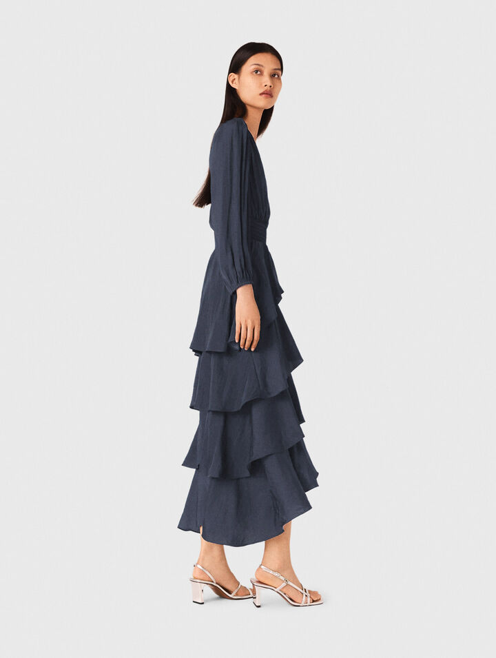 Vestido largo con volantes