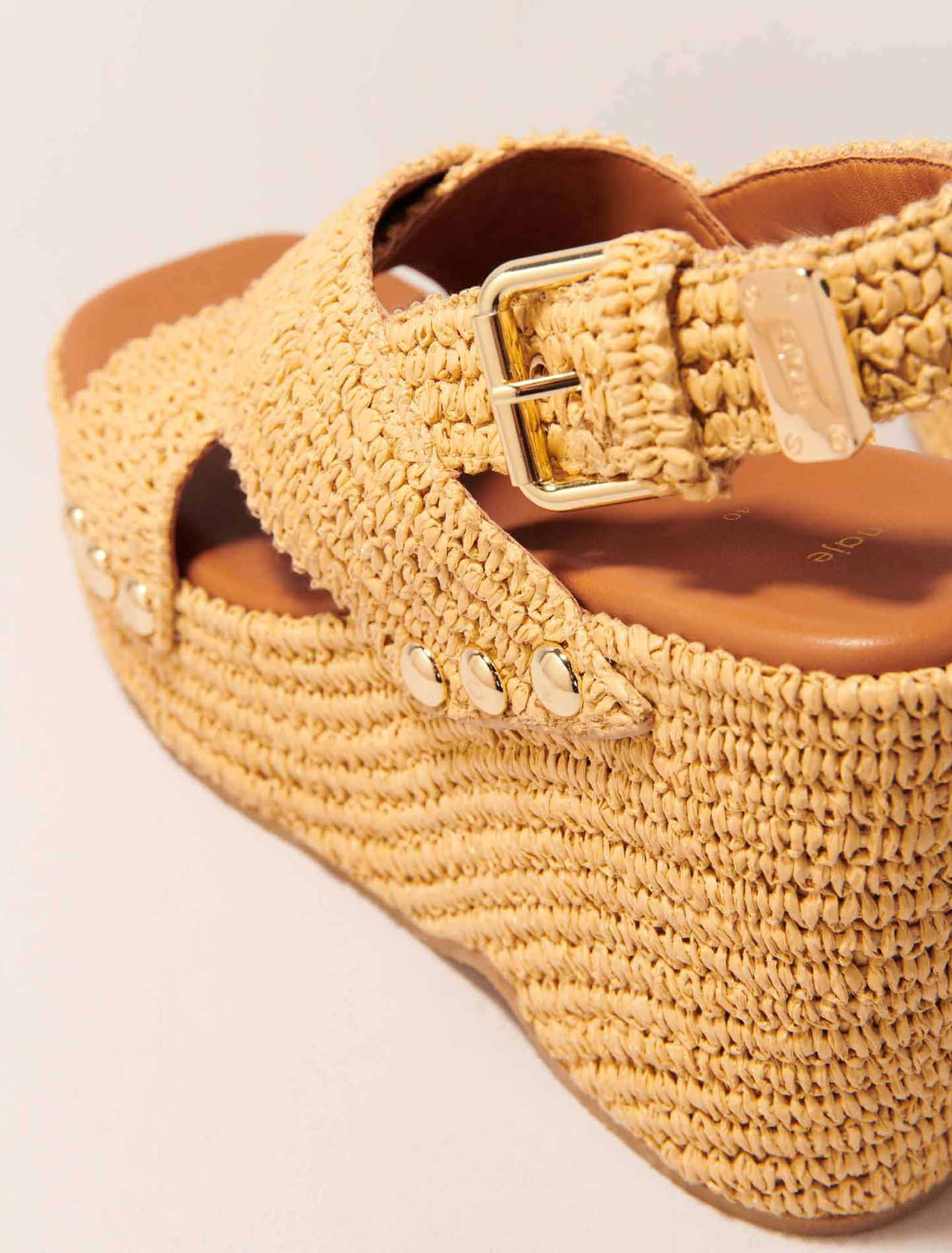 Sandalias de cuña efecto rafia