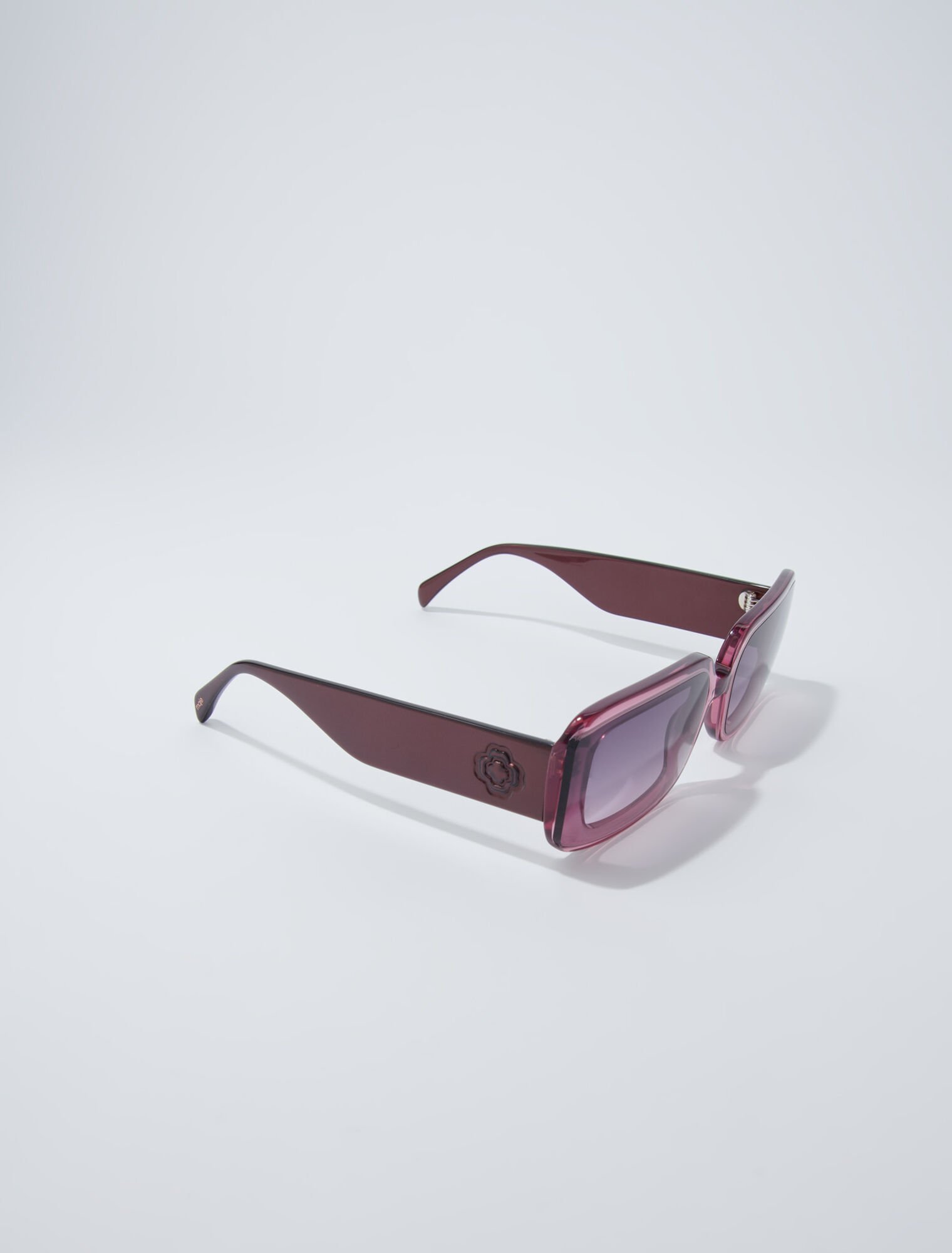 Gafas de acetato y lentes ahumadas