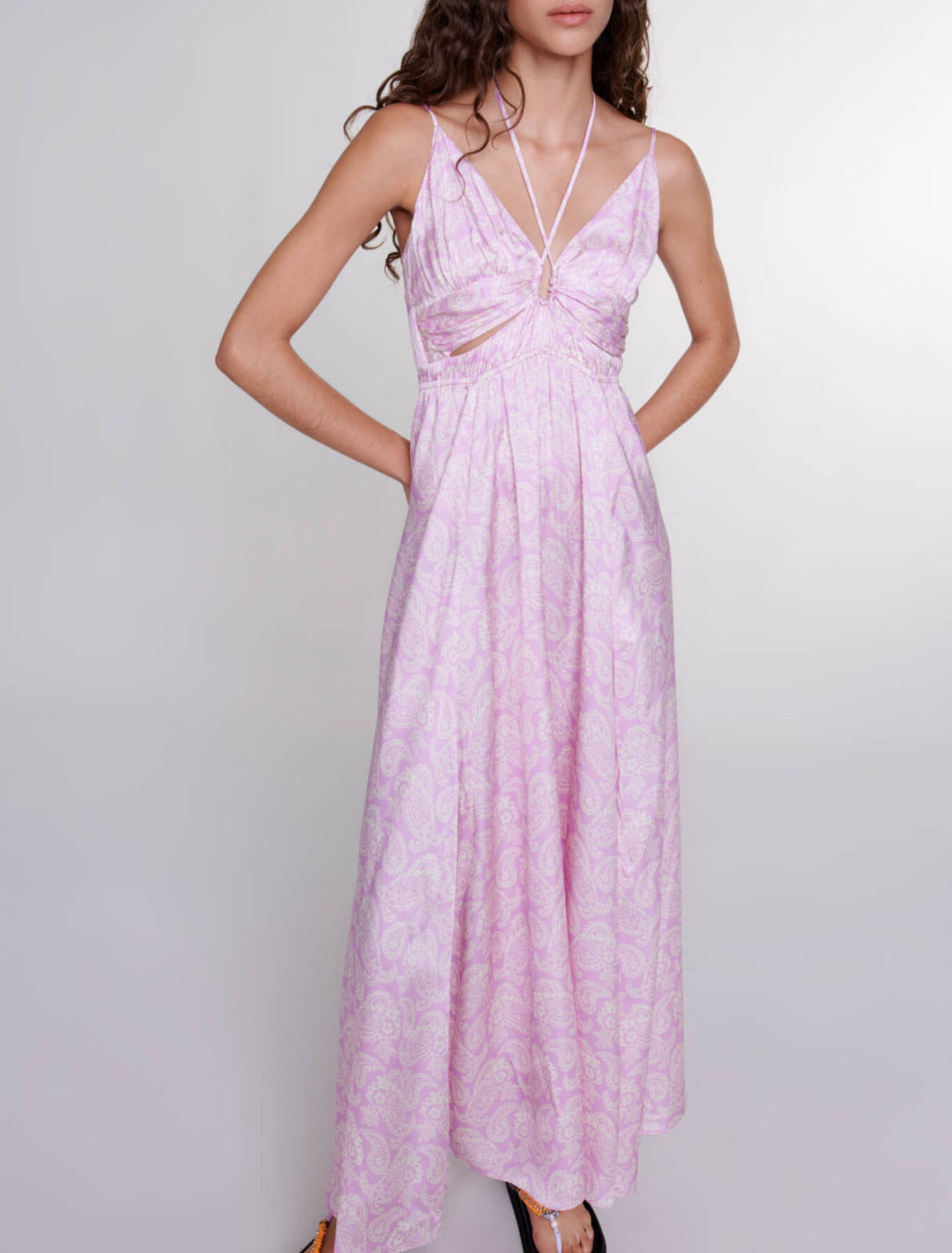 Vestido largo con estampado calado