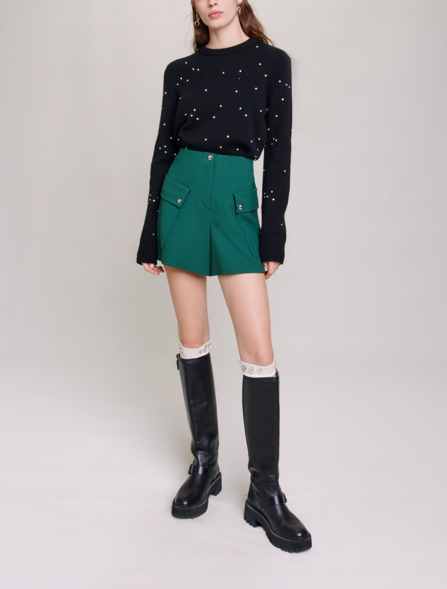 Pantalón corto con bolsillos