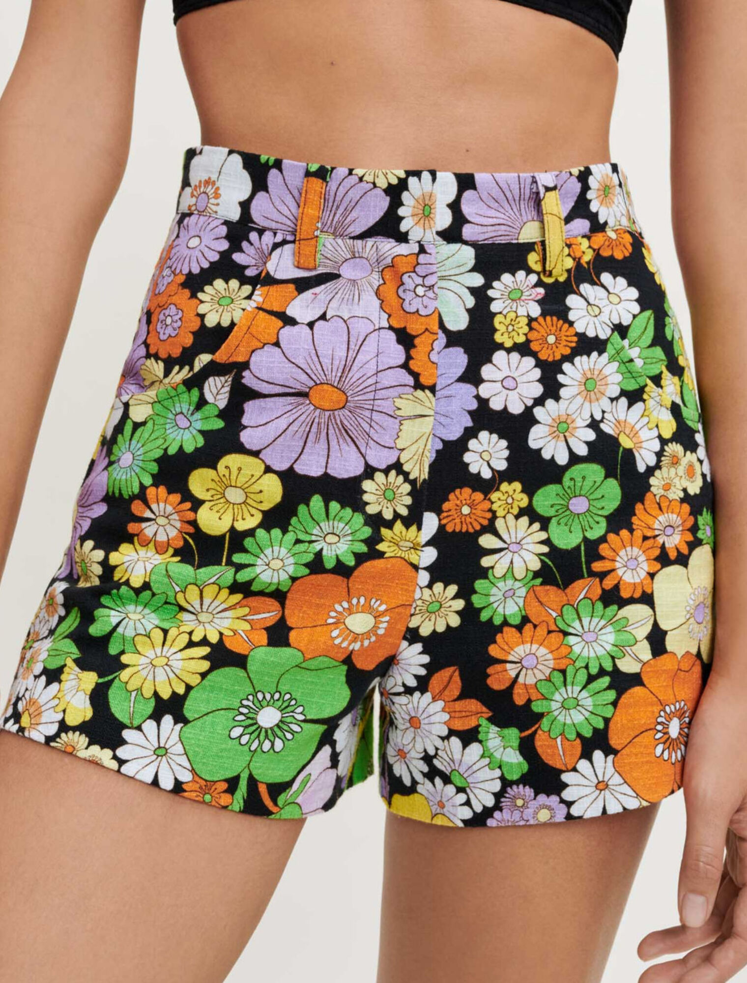 Bermudas con estampado floral años 70