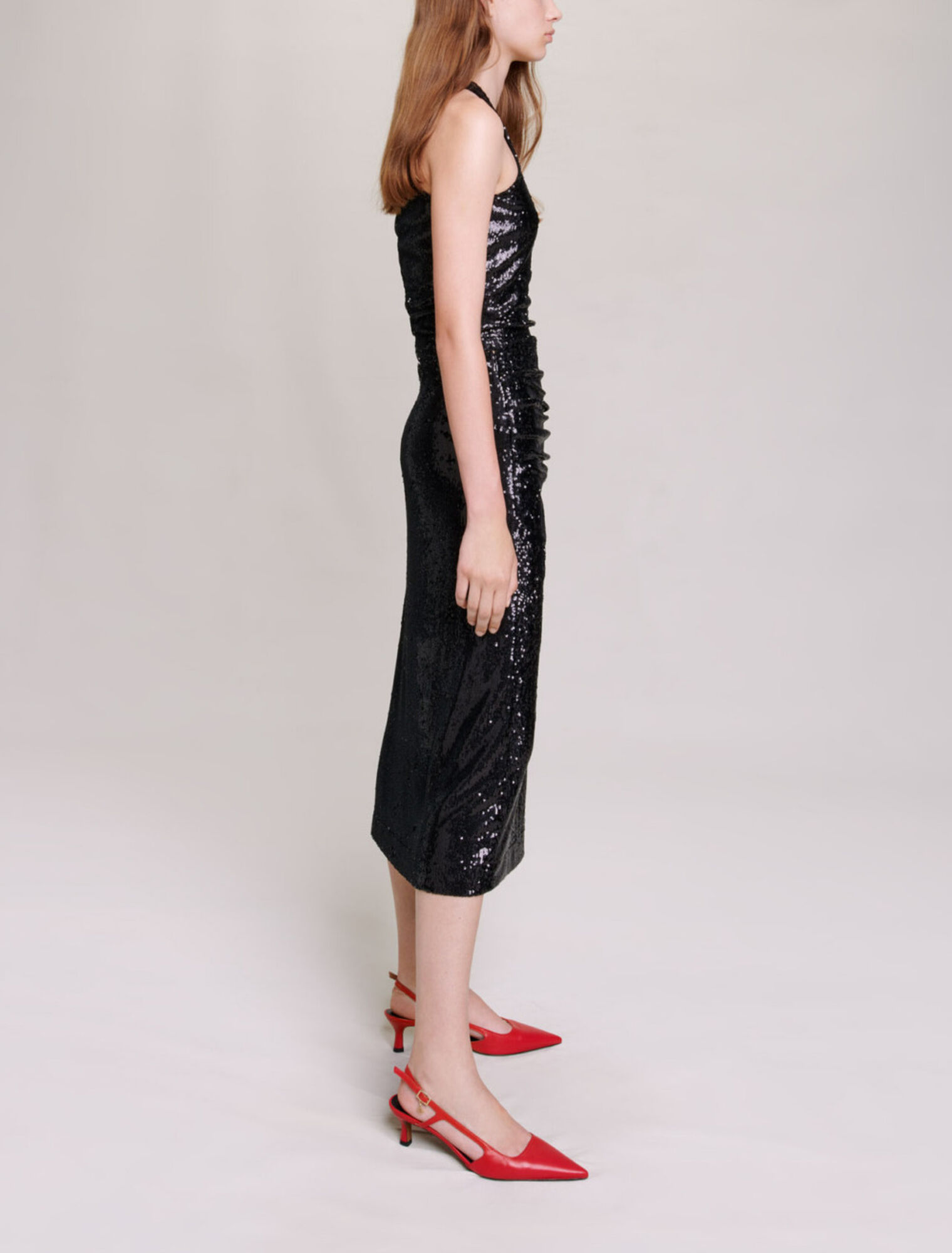 Falda semilarga con lentejuelas