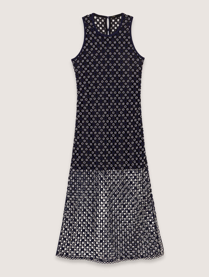 Vestido largo de ganchillo con perlas