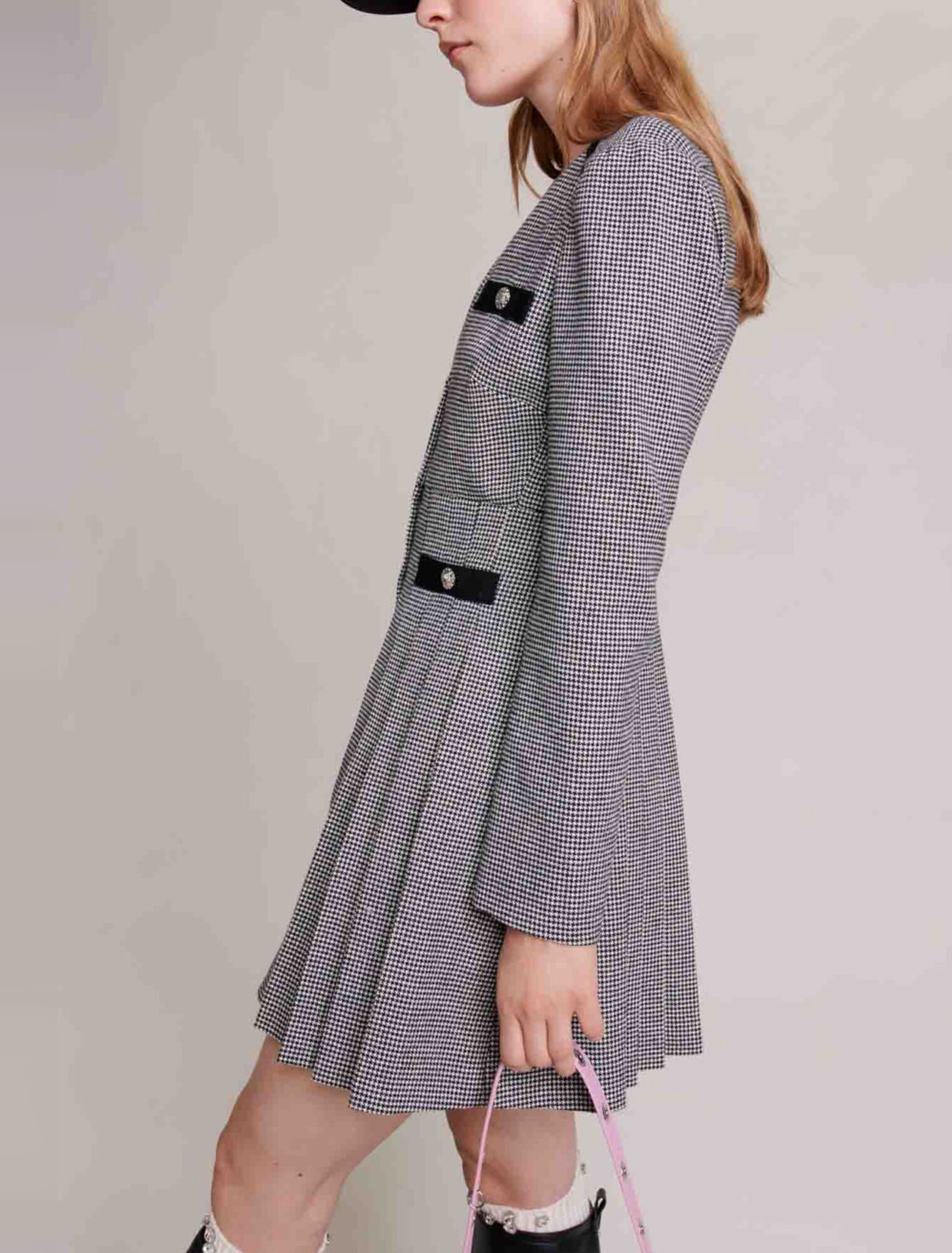 Vestido corto plisado