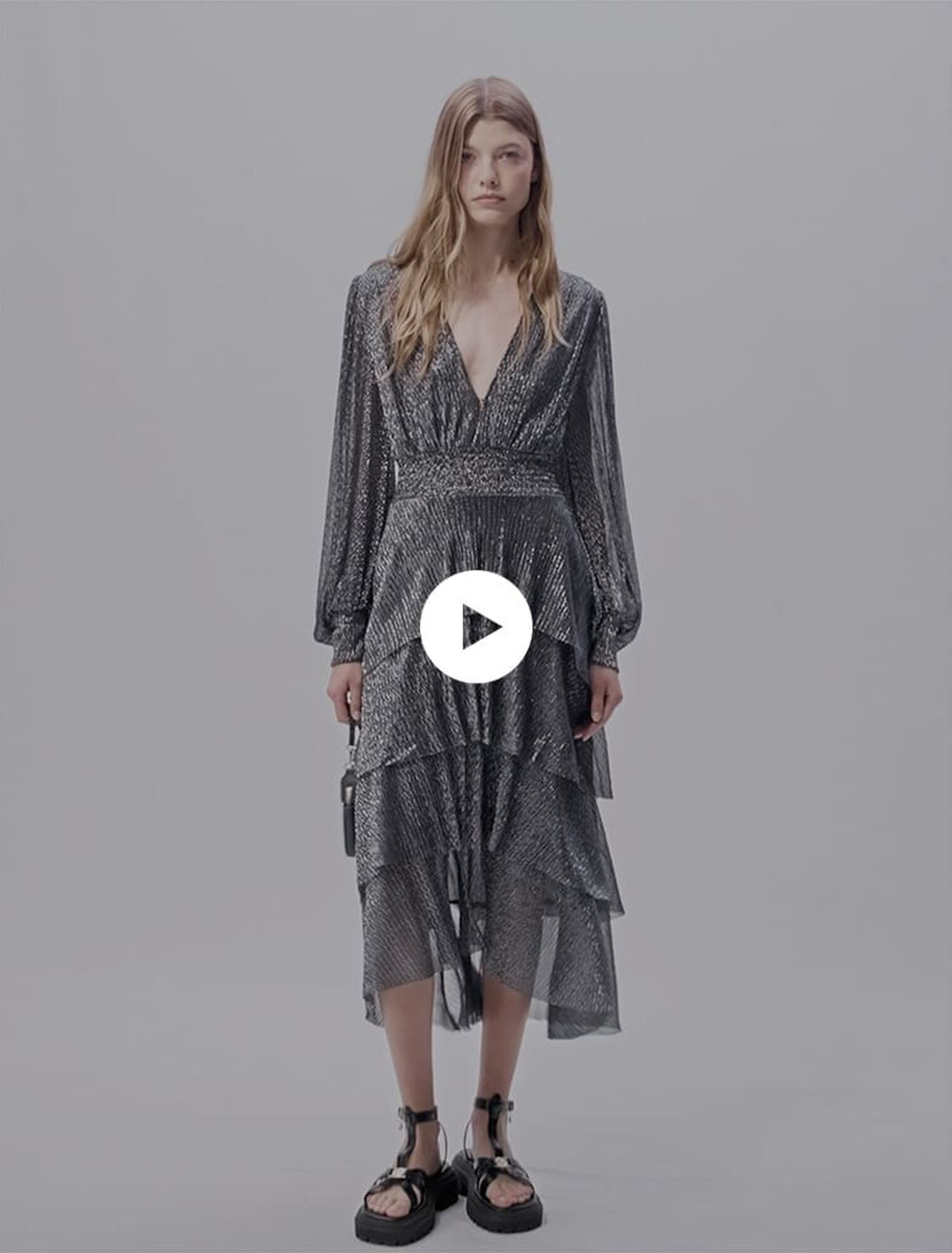 Vestido con volantes 