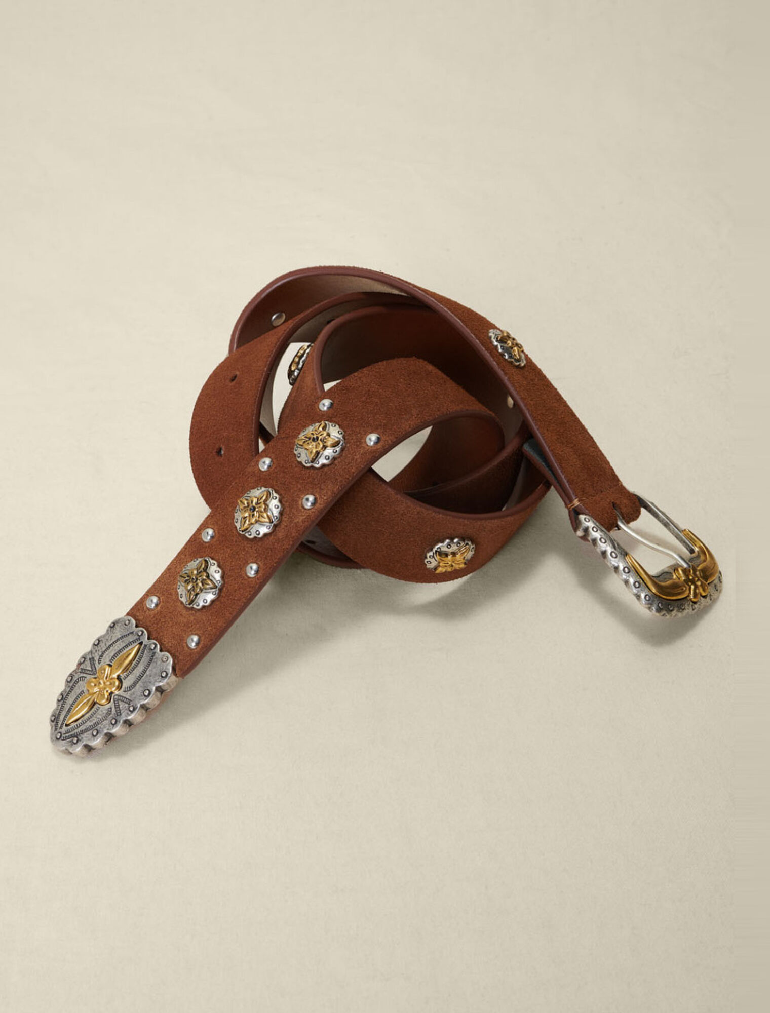 Cinturón de ante estilo western