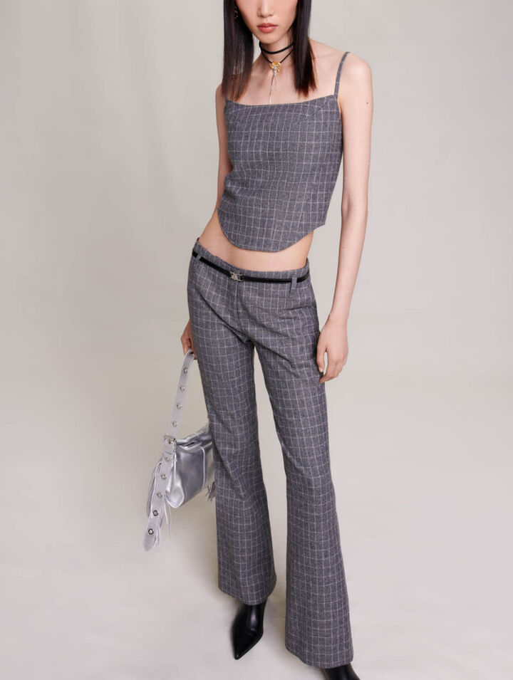 Pantalón acampanado