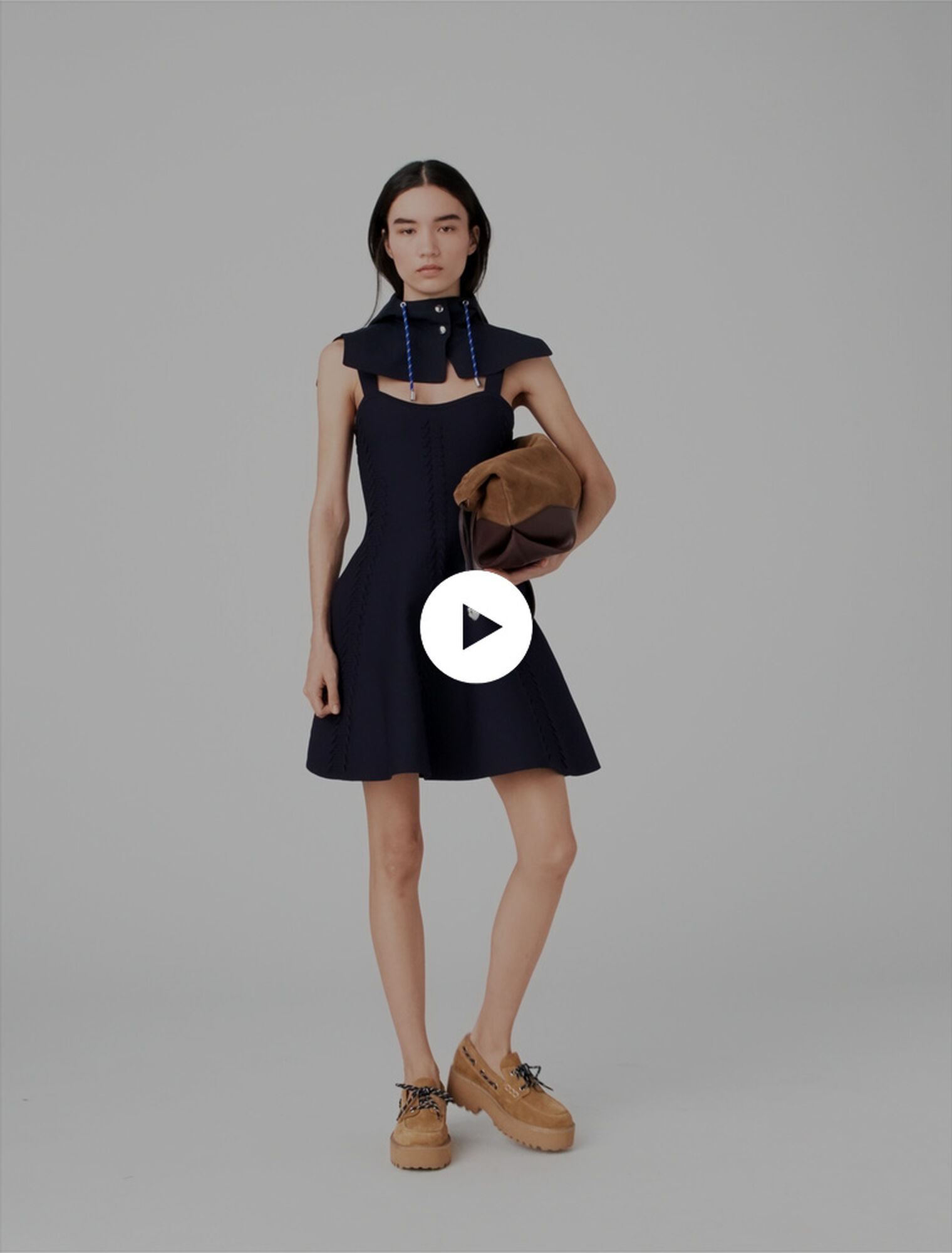 Vestido skater corto de punto