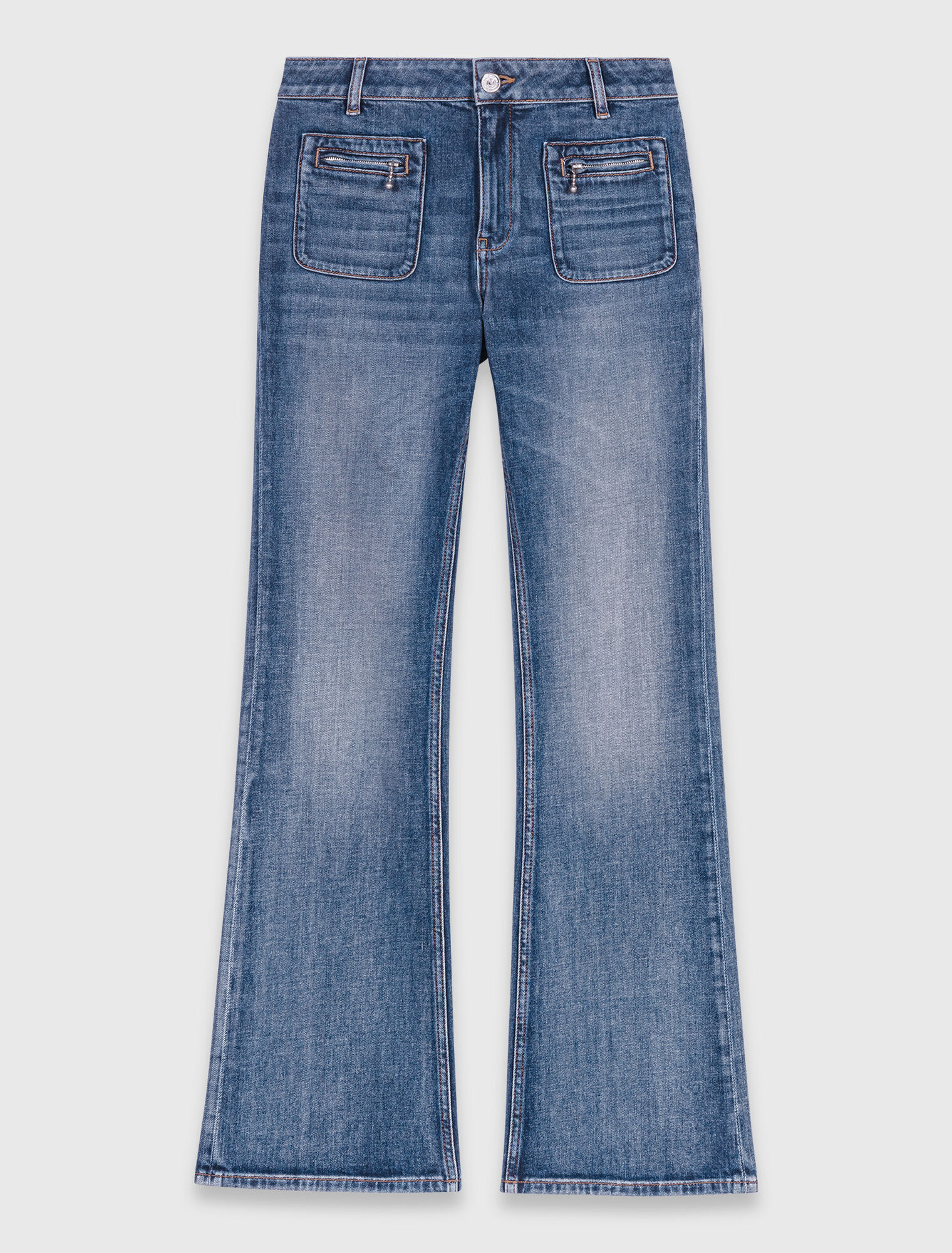 Vaquero bootcut con bolsillos
