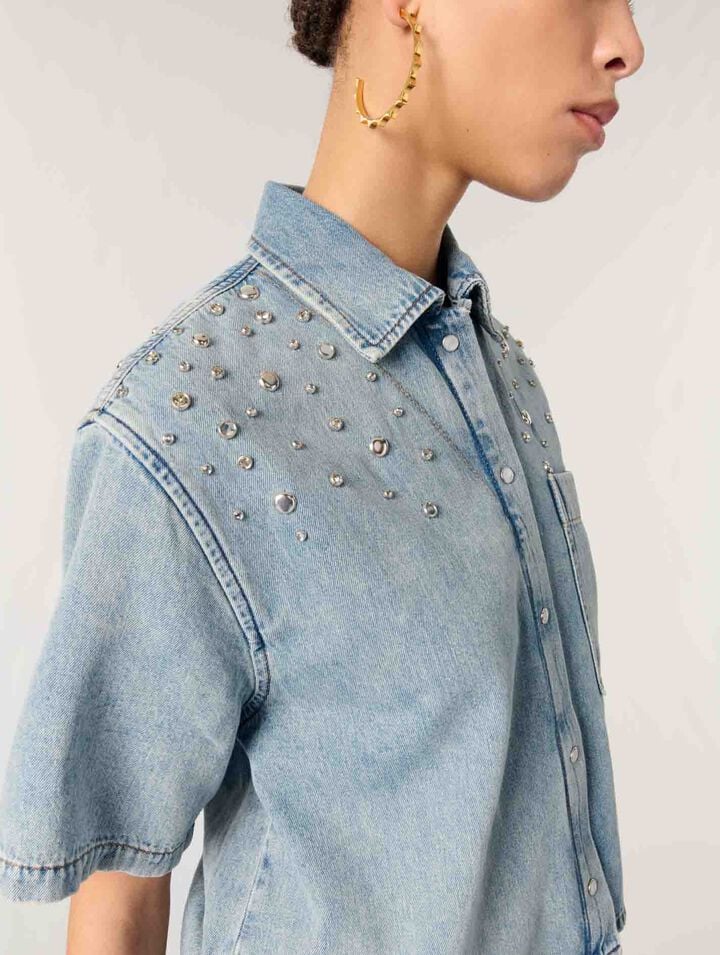 Camisa vaquera con tachuelas