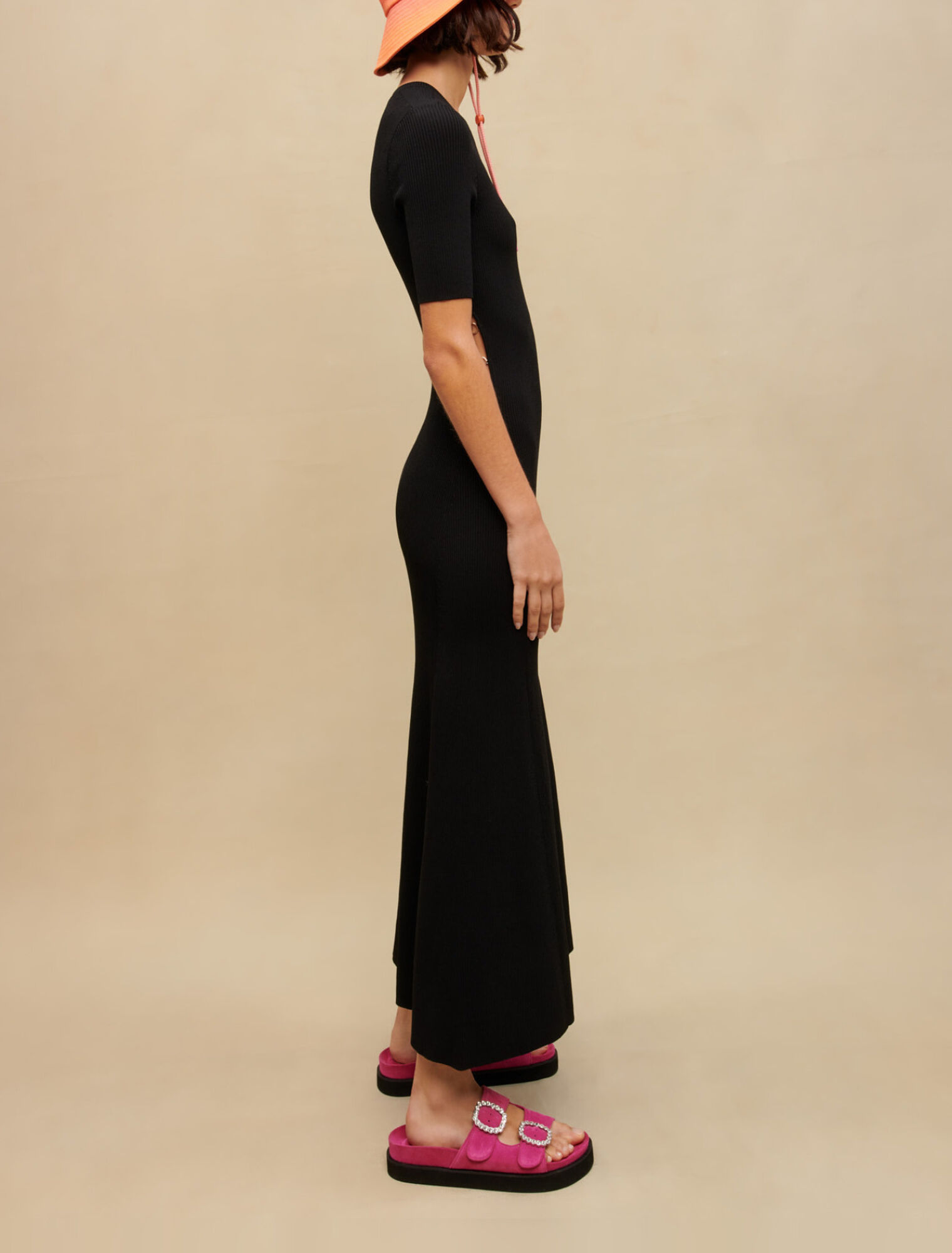 Vestido negro largo calado