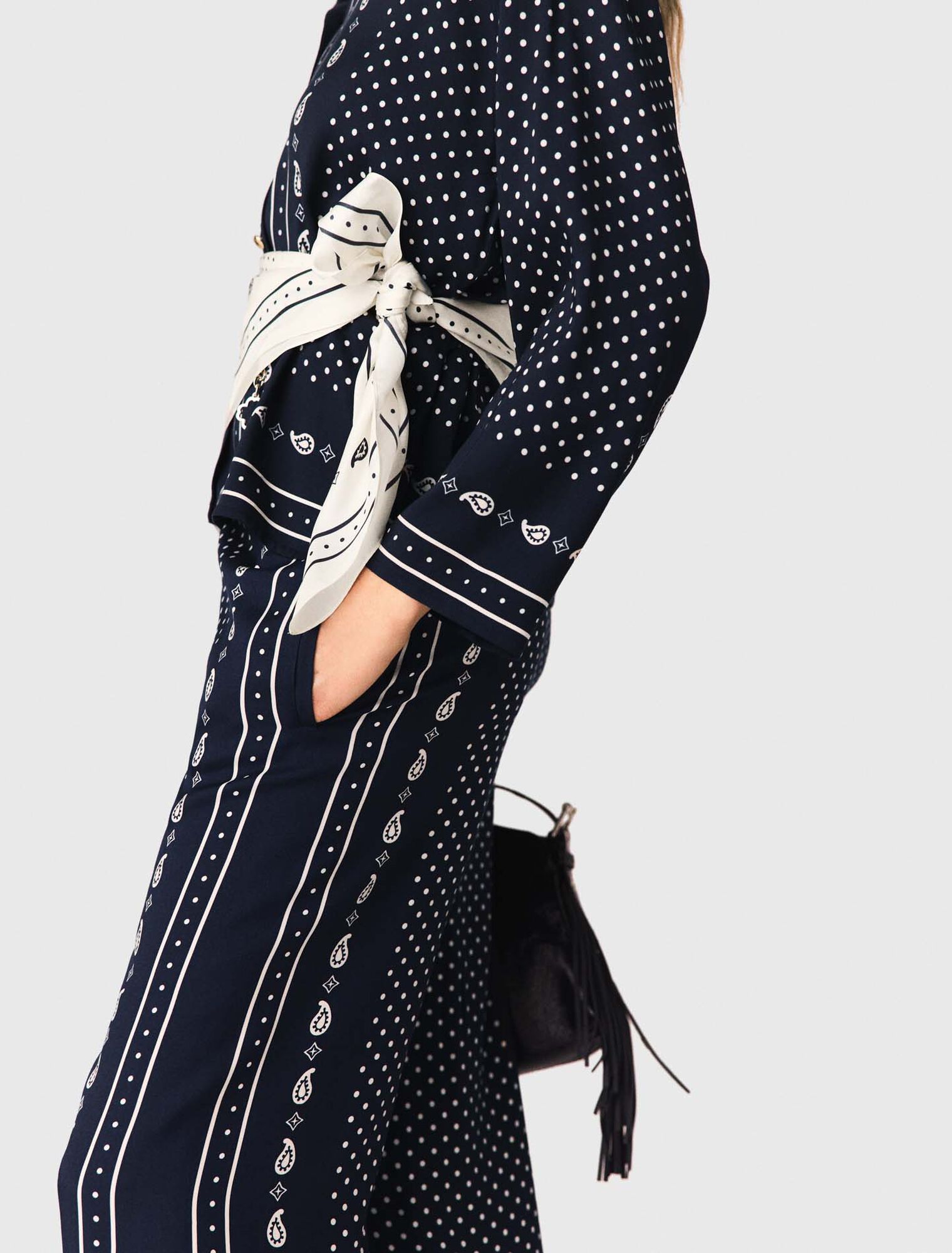 Pantal&oacute;n fluido estampado