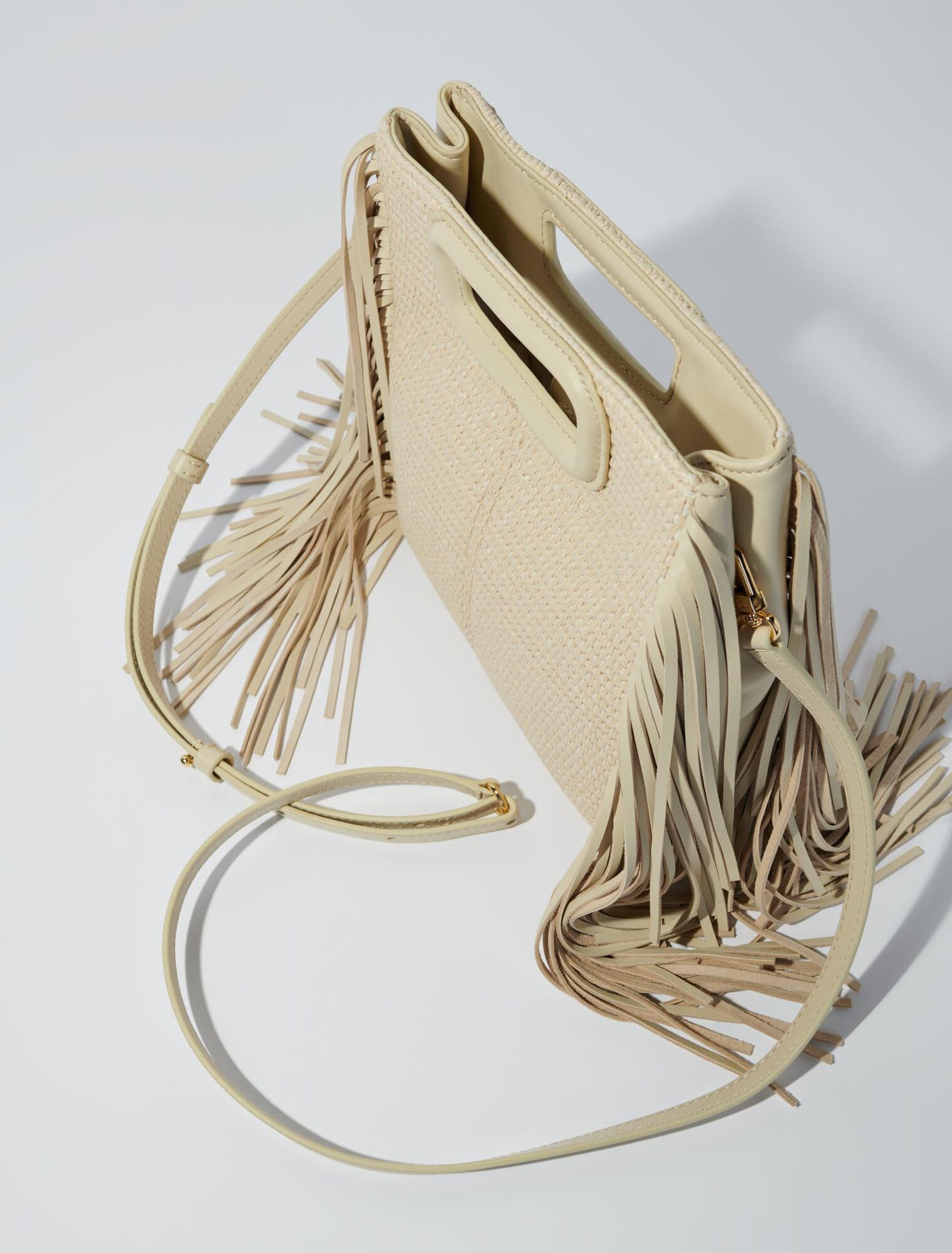 Bolso M de tela y rafia