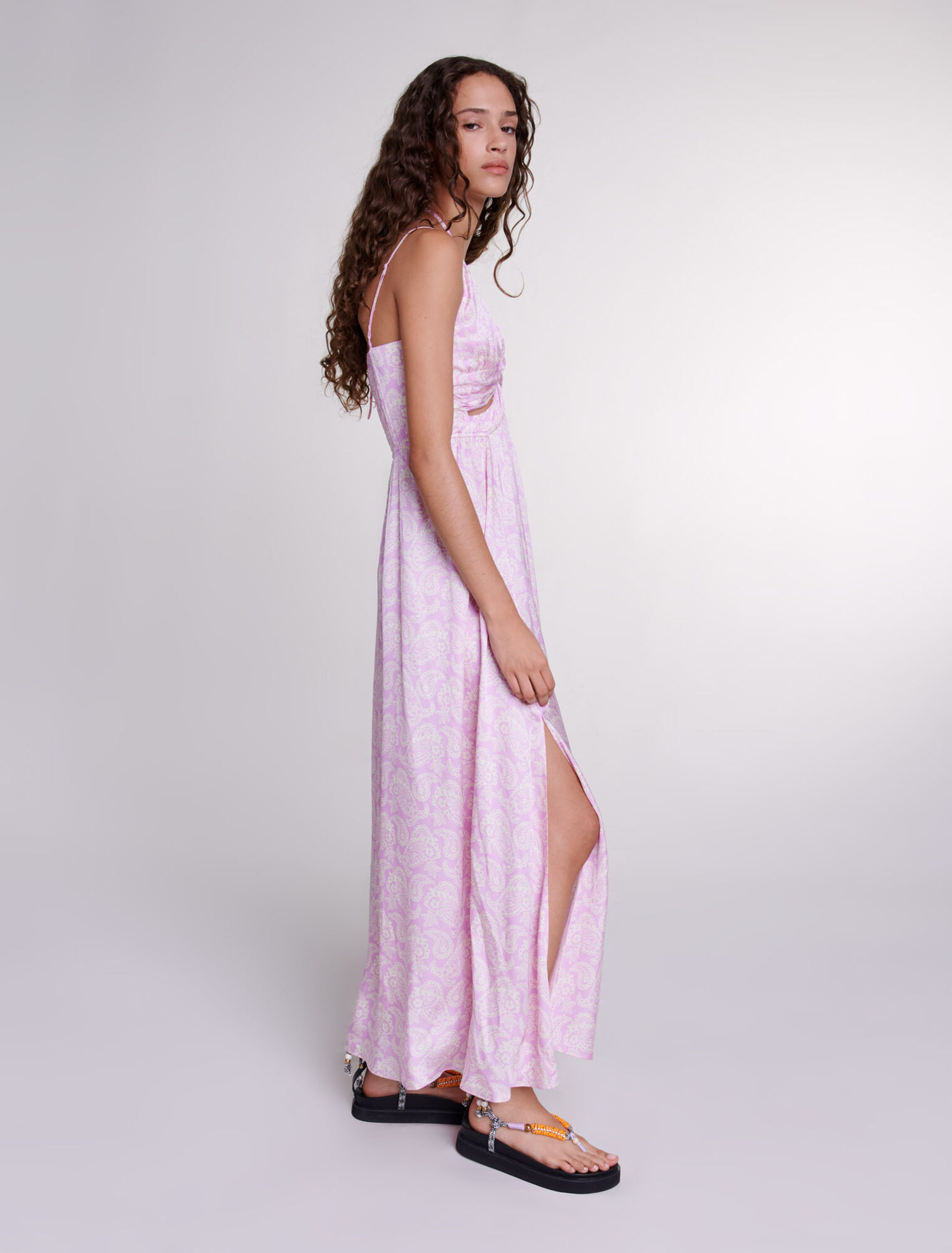Vestido largo con estampado calado