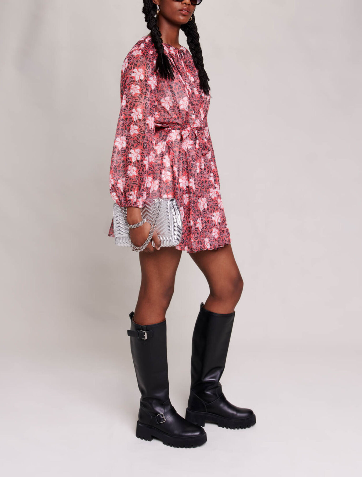 Vestido corto de flores