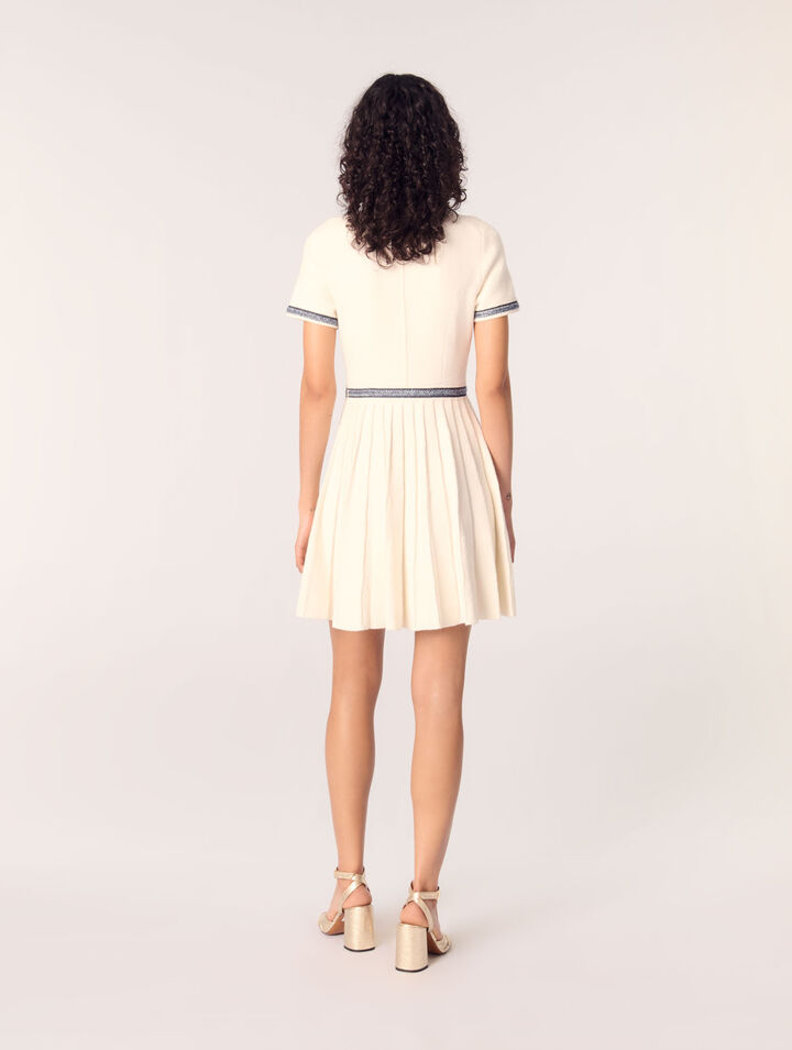 Vestido corto de punto plisado