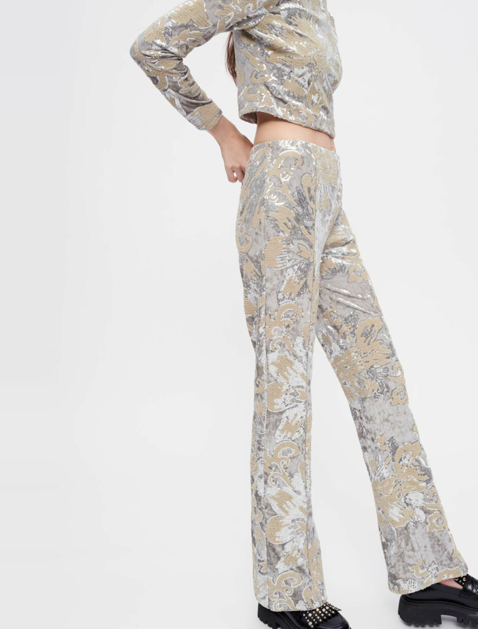 Pantalón bordado con lentejuelas