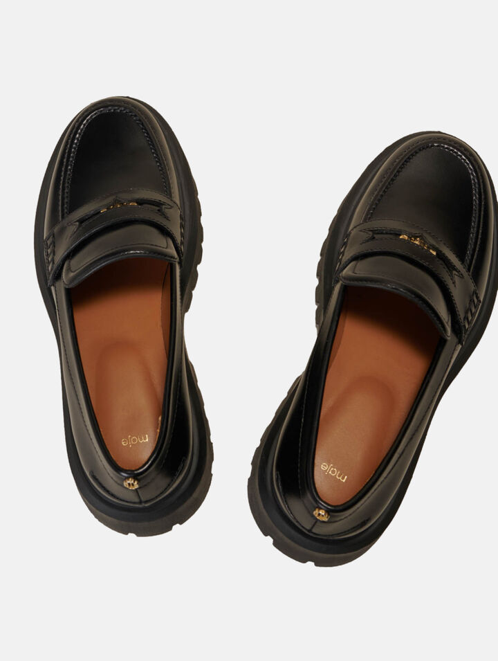 Mocasín de cuero