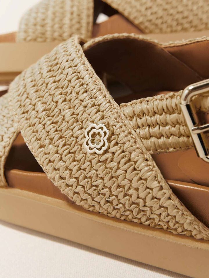 Sandalias planas efecto rafia