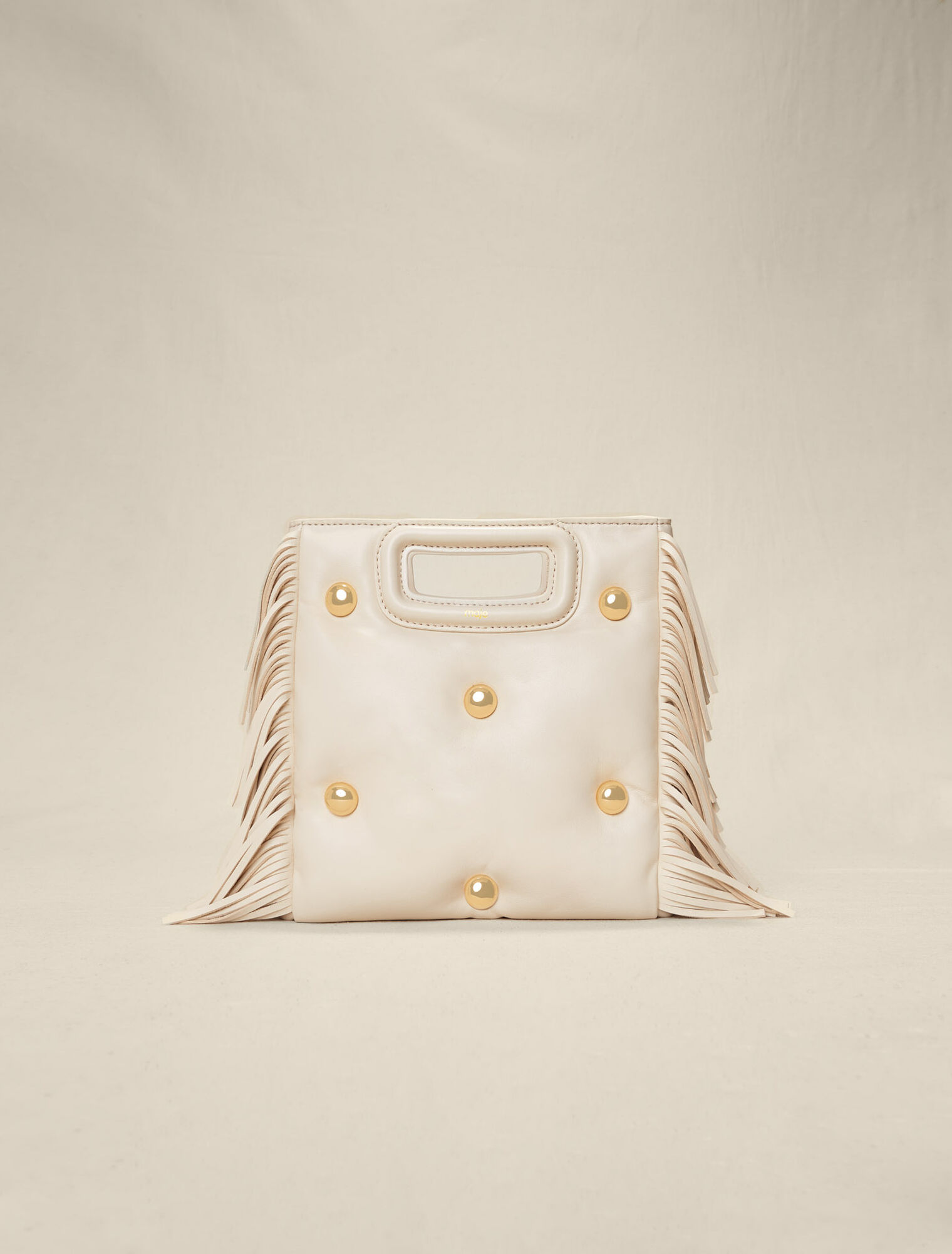 Bolso M de piel con tachuelas