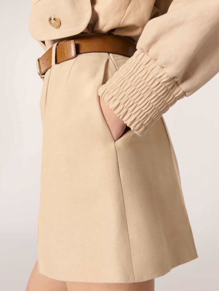 Pantalón  corto de pinzas de lino