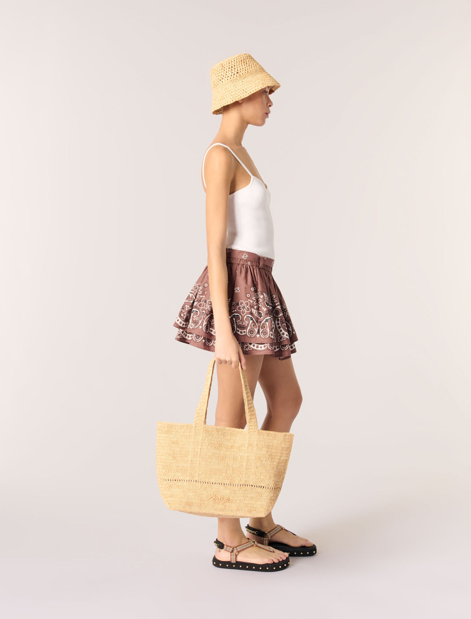 Minifalda estampada con pedrería