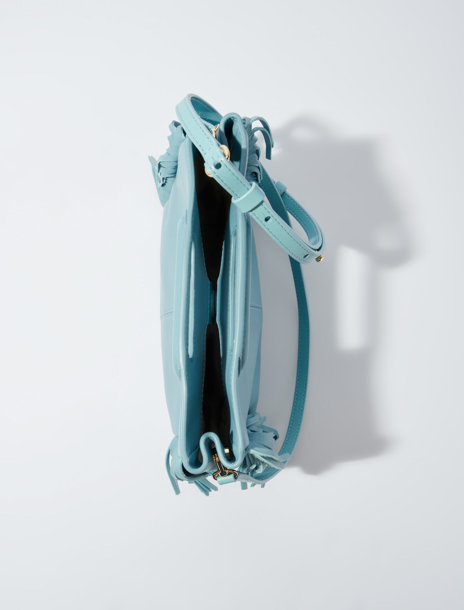 Bolso M con flecos de piel lisa
