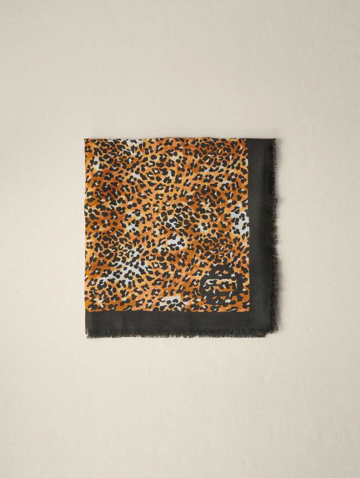 Pañuelo estampado leopardo