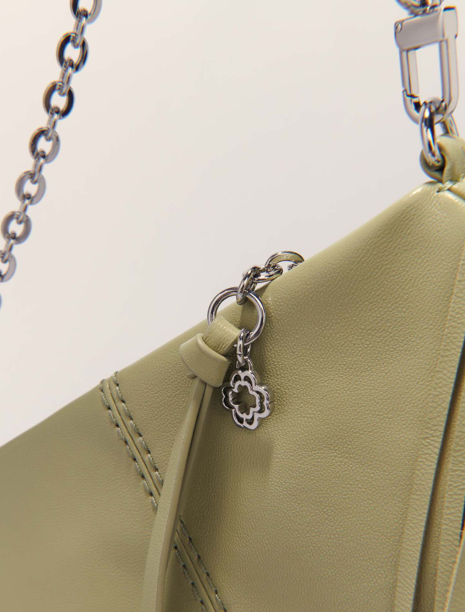 Cartera Miss M pouch de piel lisa