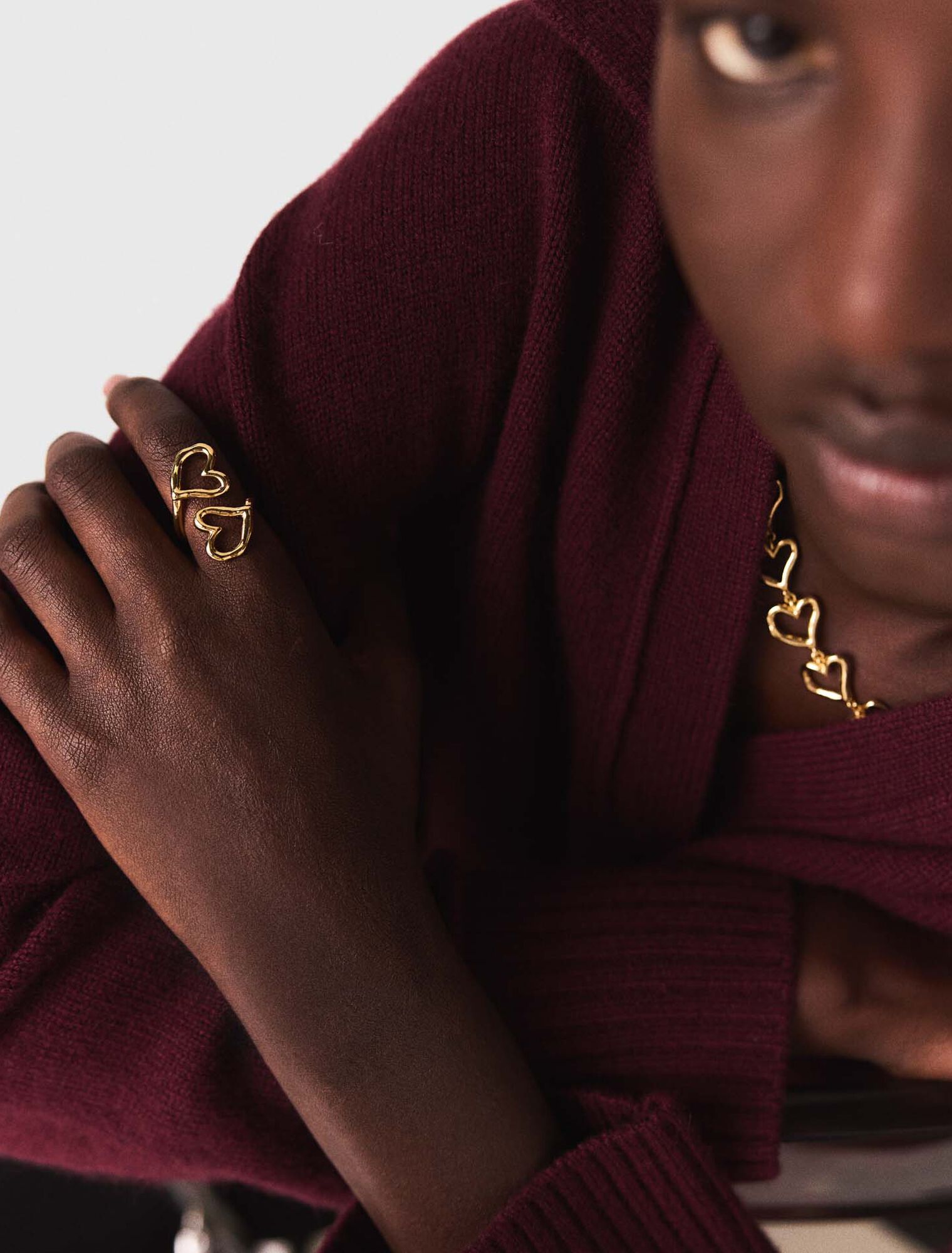 Anillo doble corazón chapado oro