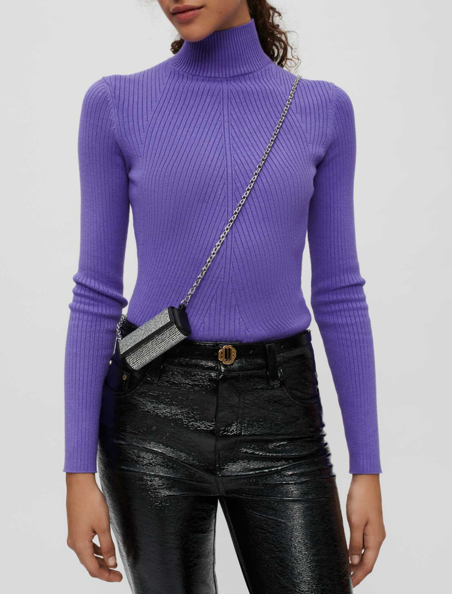 Jersey ajustado con cuello alto