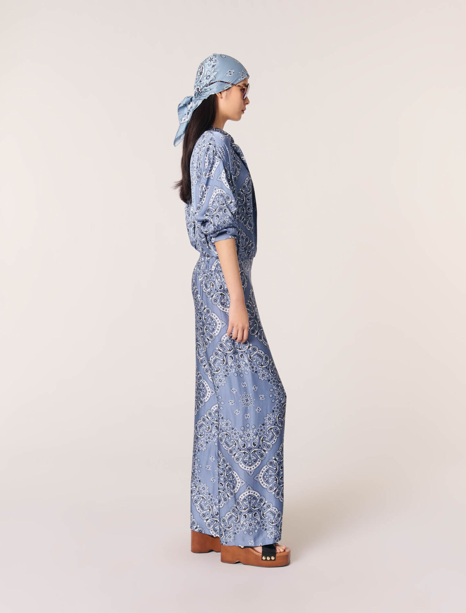 Pantalón estampado fluido