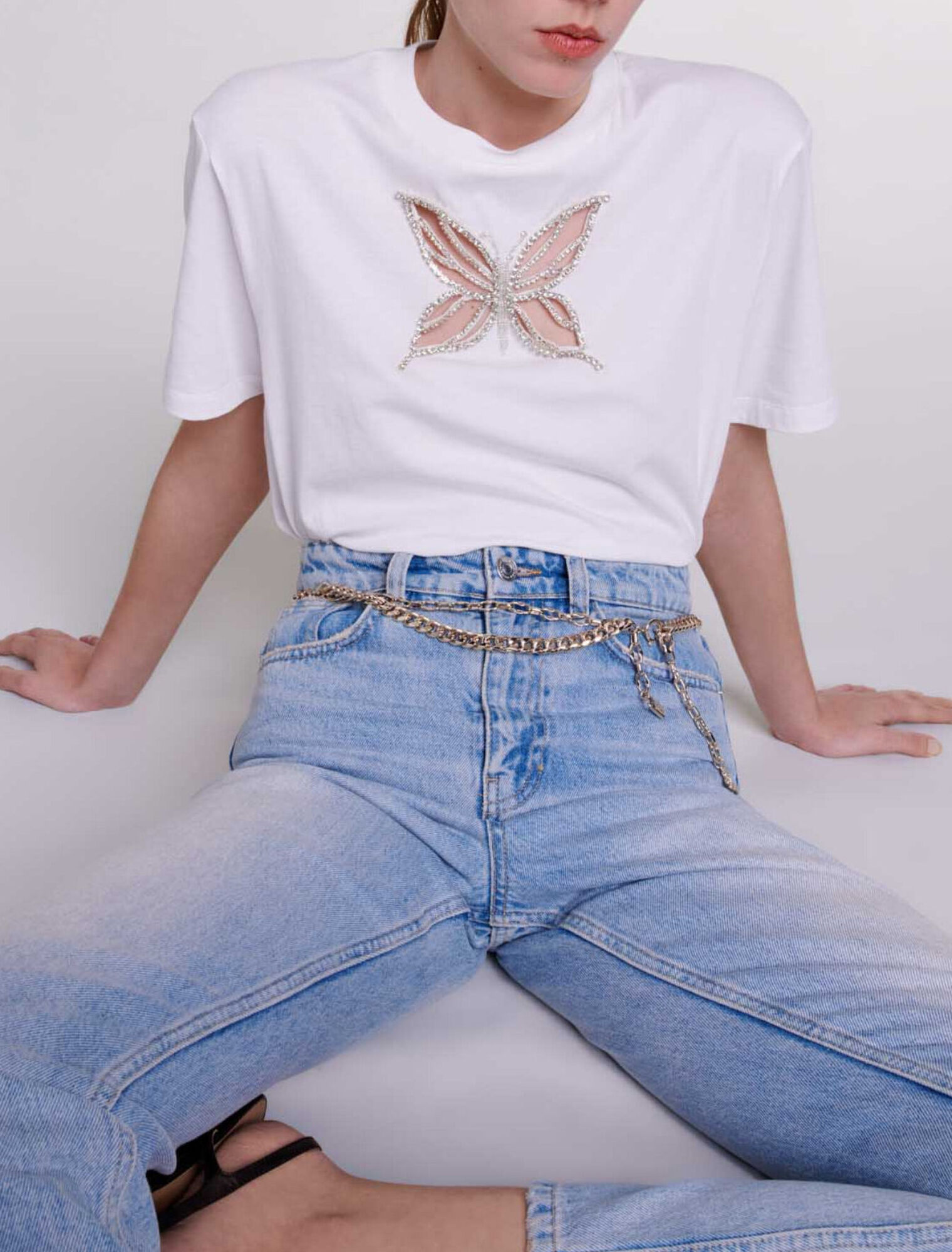 Camiseta con brillantes