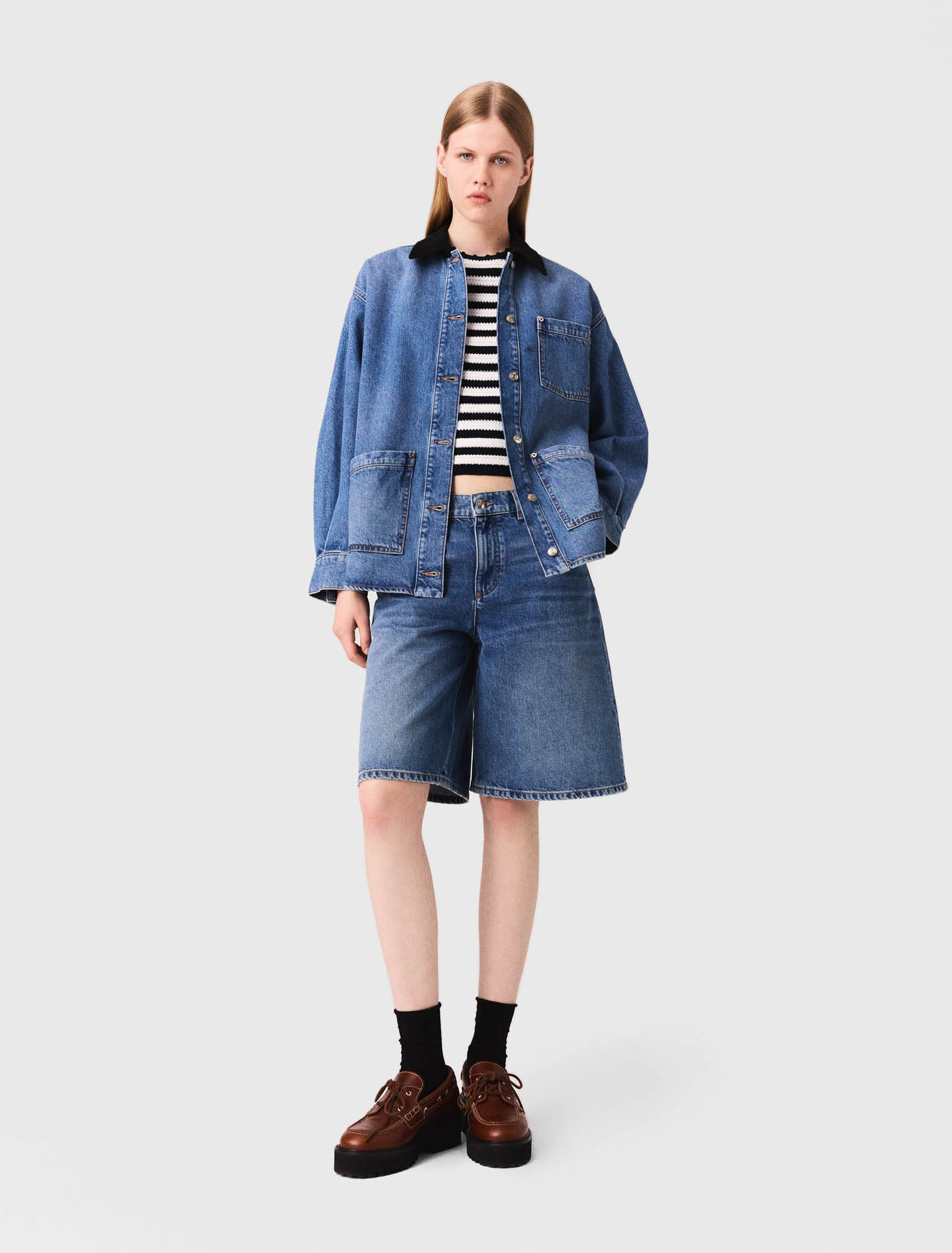 Chaqueta vaquera desgastada