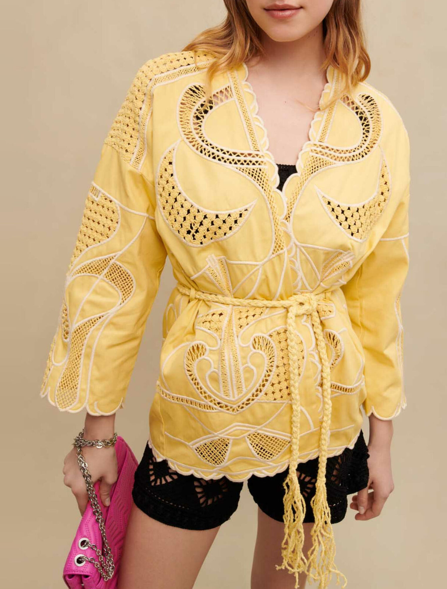 Chaqueta kimono bordada