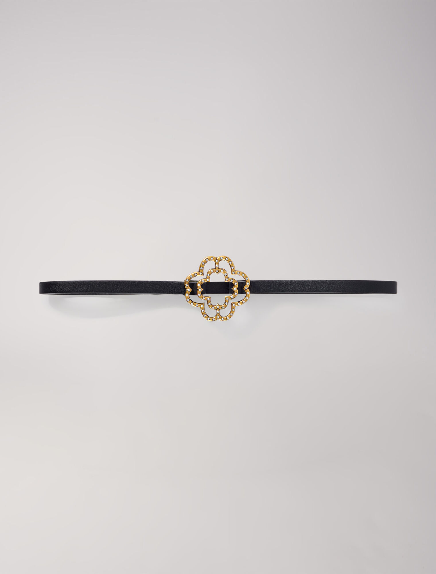 Cinturón con trébol de perlas