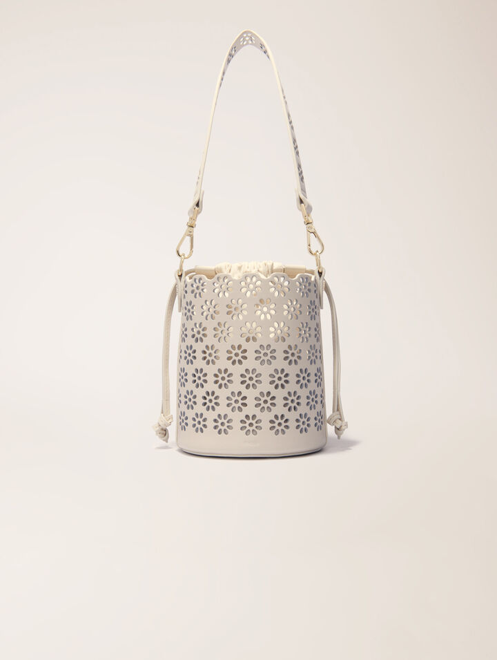Bolso cubo de piel perforada