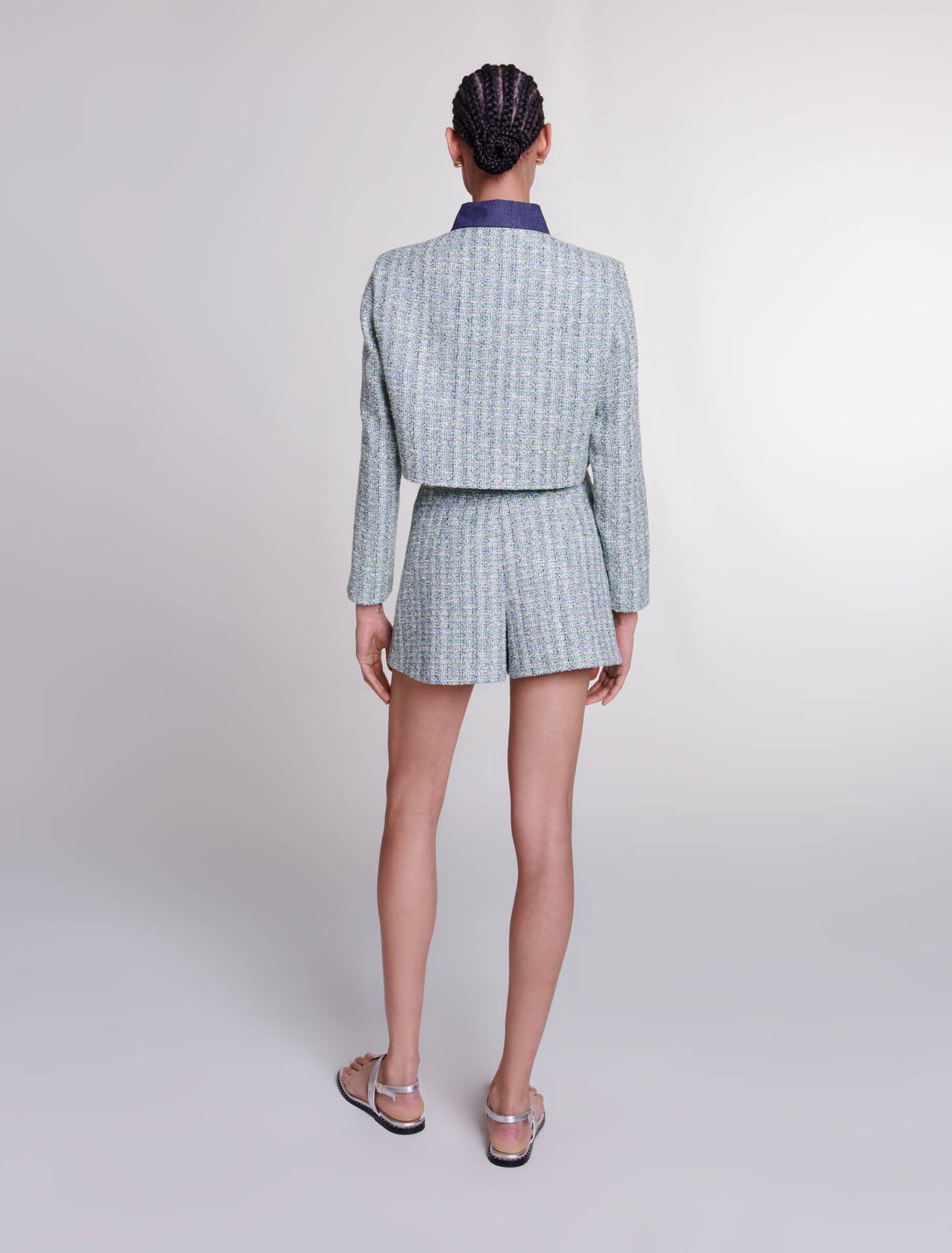 Chaqueta corta de tweed contrastada