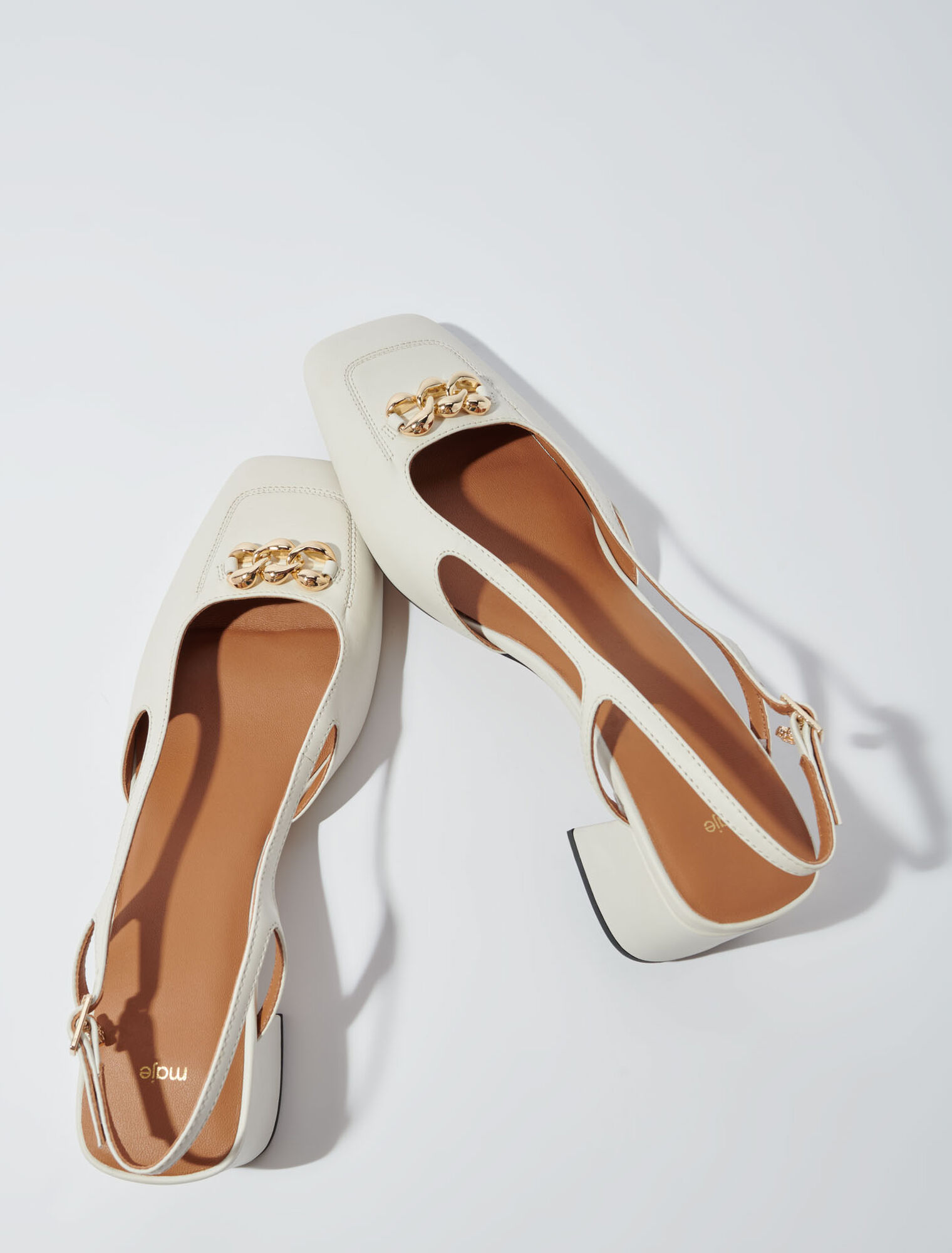 Zapatos de tacón cuadrados de piel