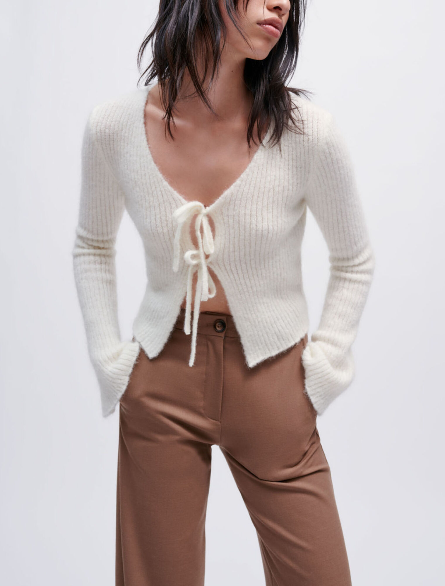 Chaqueta de punto elástico con lazos