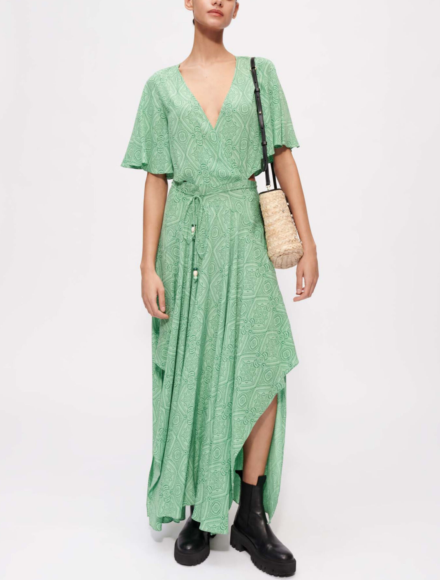Vestido pañuelo estampado fluido
