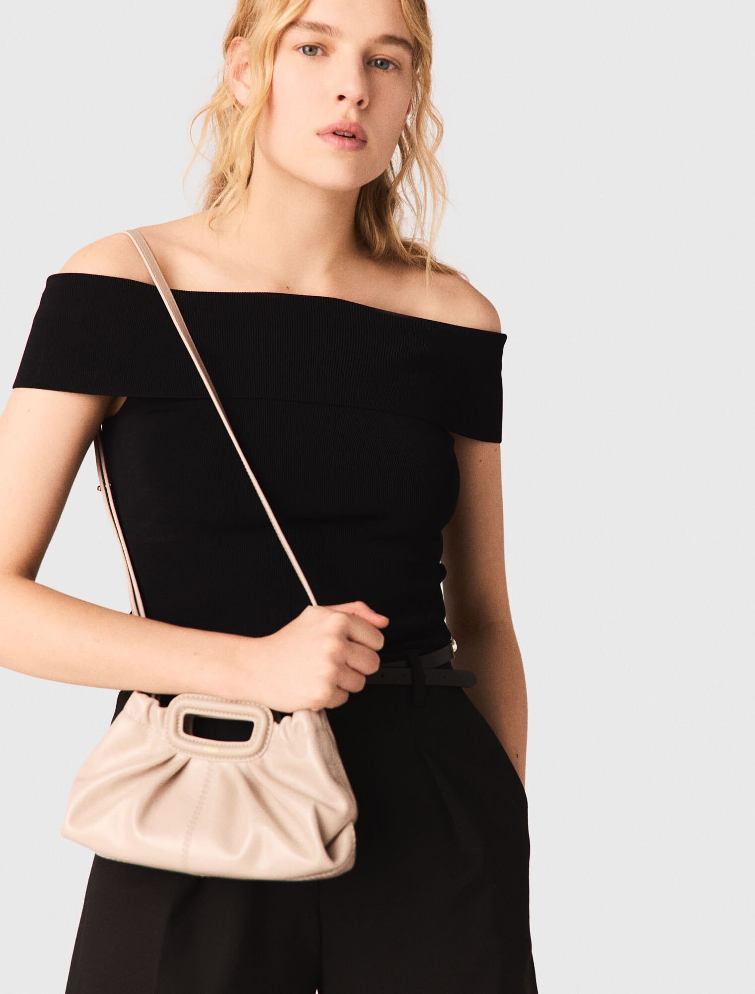 Top de punto de canal&eacute; cuello Bardot