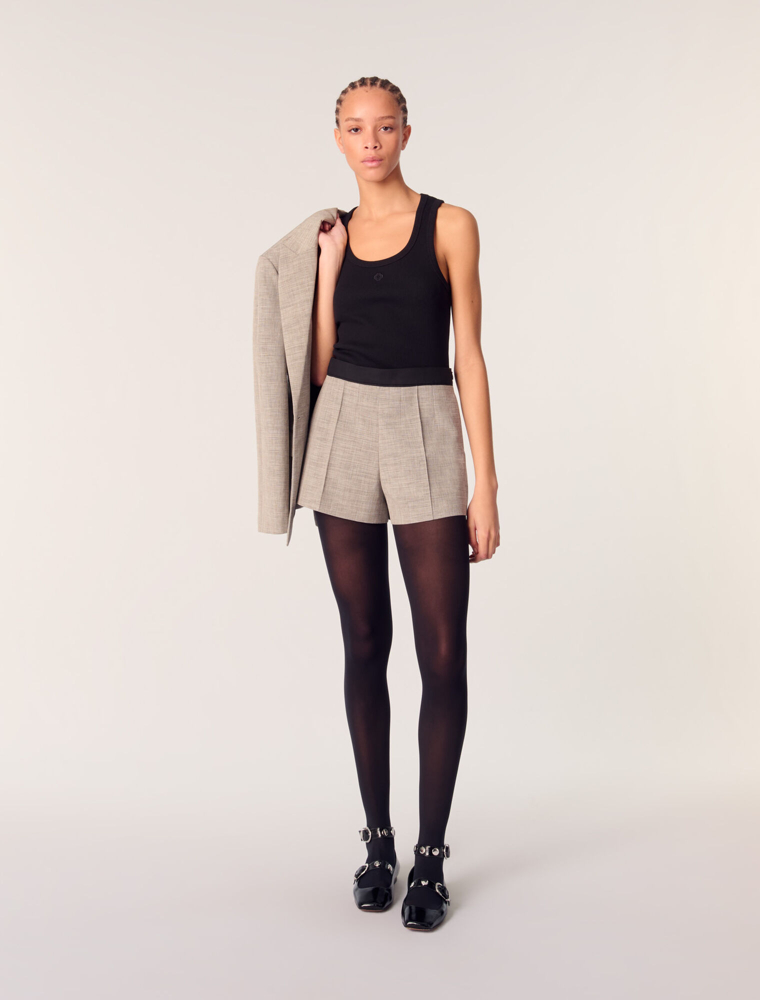 Short estilo sastre con pinzas