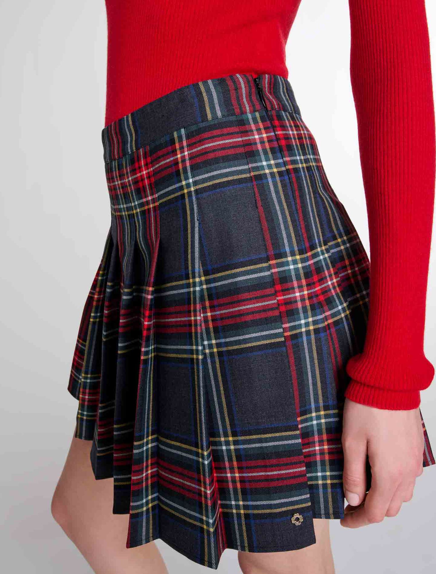 Falda corta con estampado escocés