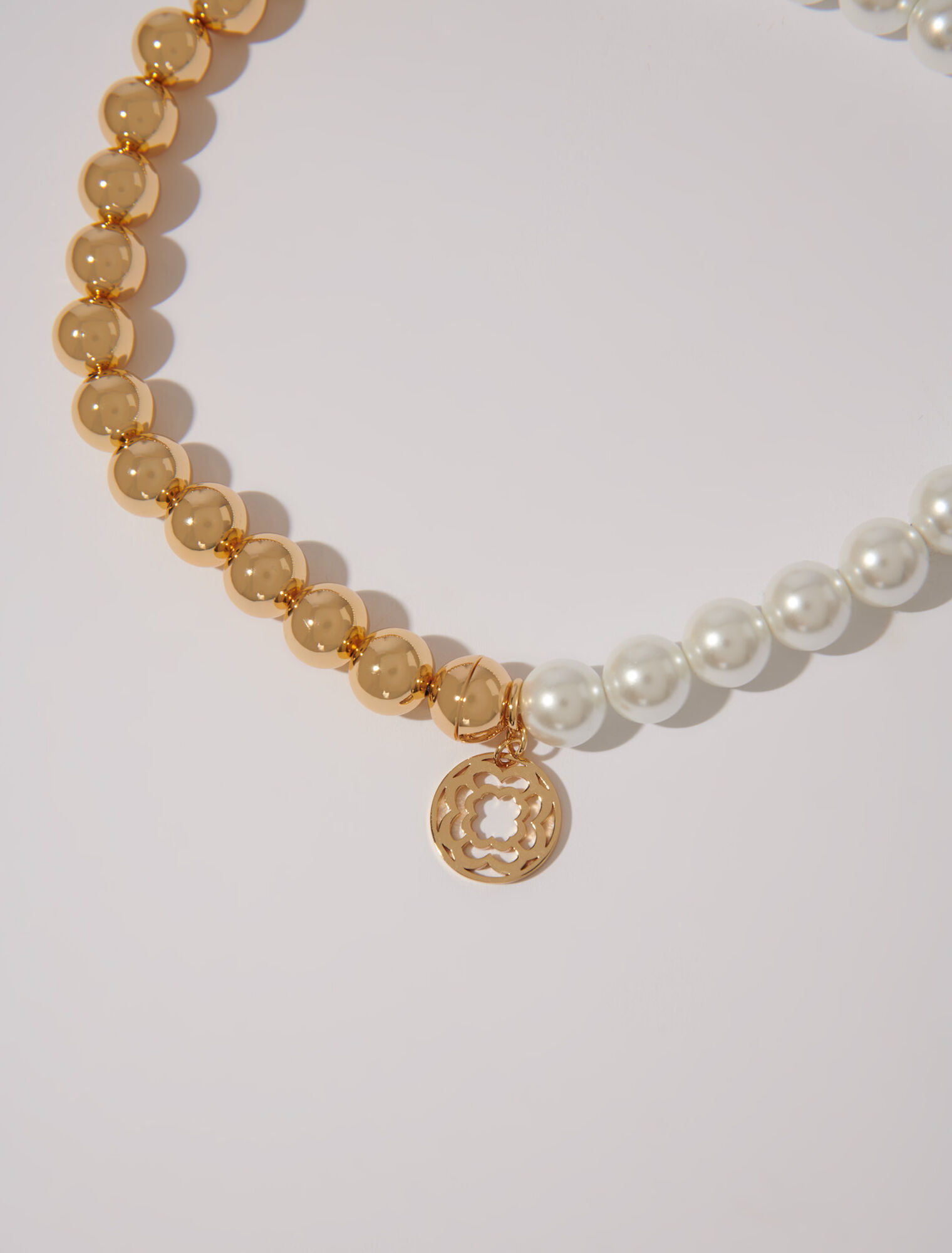 Collar choker de cuentas mixtas
