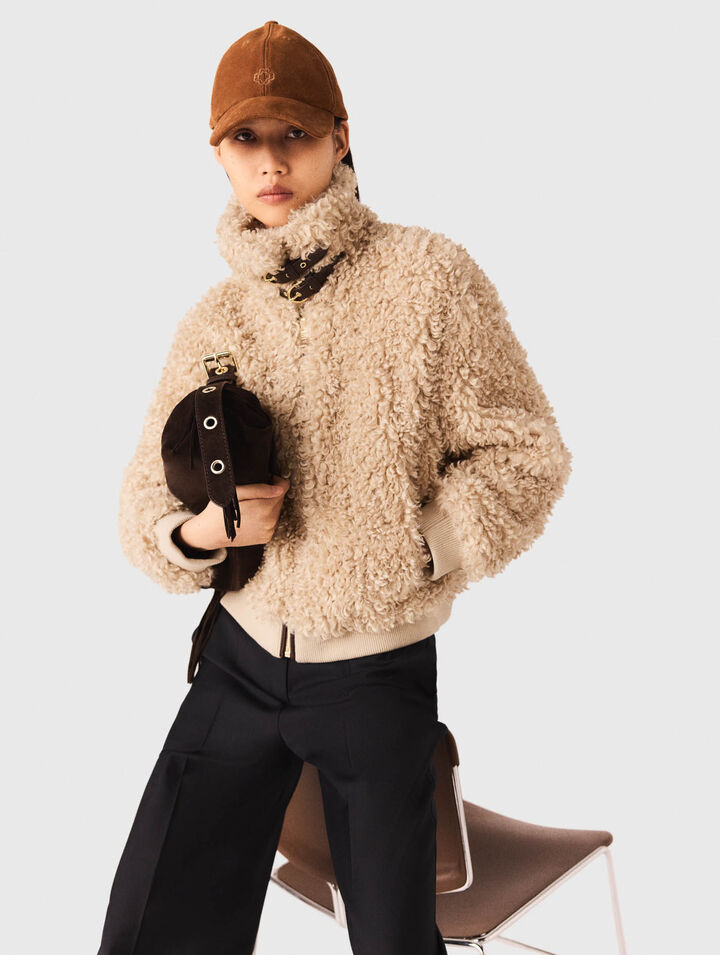 Cazadora corta de bouclé